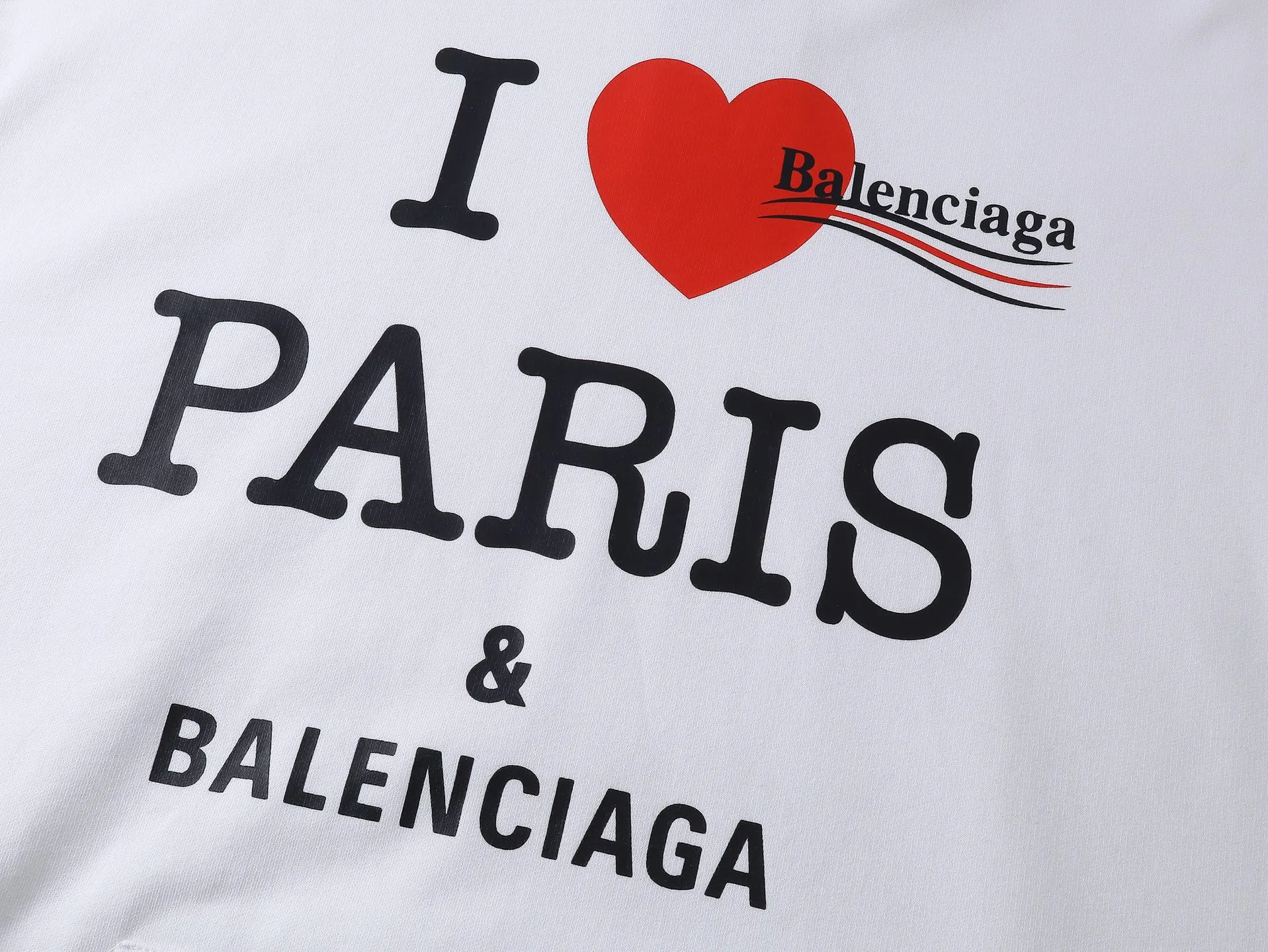 🅿️360 - BALENCI*GA Paris' latest Balenciaxx art multi-branded hooded long-sleeved sweatshirt. The front printing uses imported environmentally friendly offset printing. The effect is three-dimensional. Exclusively woven and dyed 460g fabric. Threads are dyed in the same vat with zero color difference. Brick cabinet synchronization. Welcome to compare. Same style for men and women -Color: black white -SIZE: Xs S M L Style No. 8957#