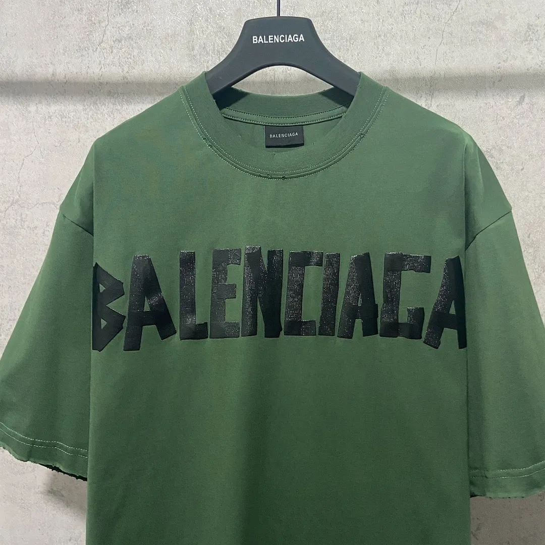 🅿️180 9110# Actual photo top version [[BALENCIA*GA] official website quality Paris new yellow tape bandage digital direct spray short-sleeved T-shirt OS version loose dropped shoulders Unisex style Fabric: 260g 100% pure cotton double yarn Process: front and rear digital direct spray garment wash worn distressed fixed color Color: gray blue white washed blue burgundy green Black silver rose red khaki Size: XS S M L
