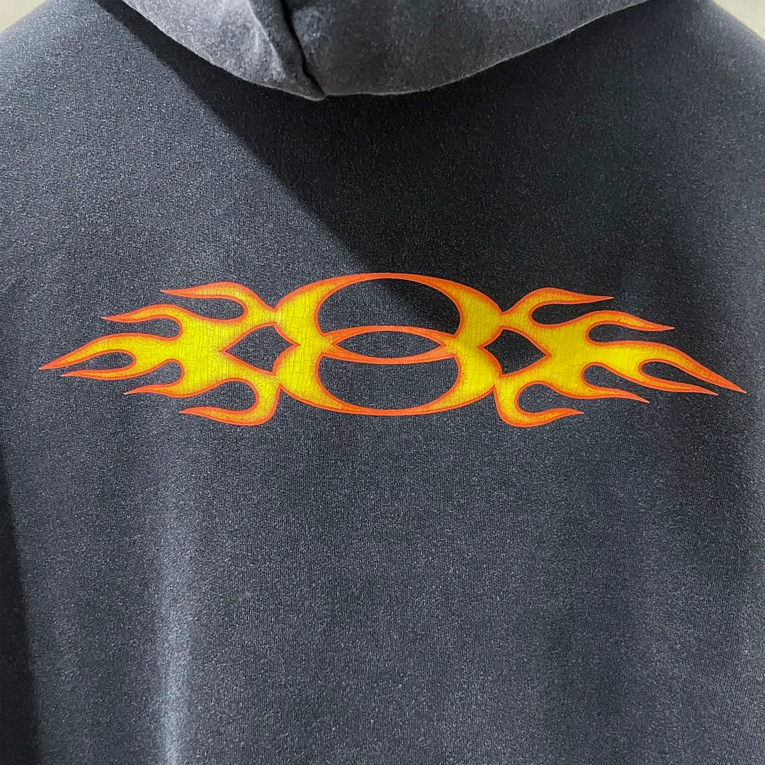 🅿️320 7145# Actual pictures Top version [BALENCIA*GA] Official website quality Paris' new double-ring flame series hooded sweatshirt OS version Loose dropped shoulders Unisex style Fabric: 480g 100% cotton terry David sweater Technology: Front and rear panels left and right sleeve printing Garment wash Distressed Worn Shaping Solid color Color: Washed black Size: XS S M L
