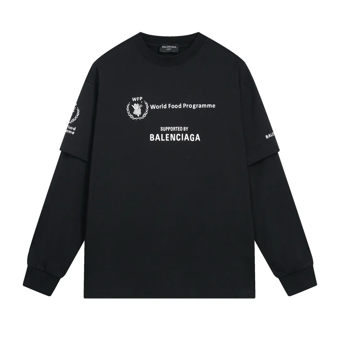 🅿️216 Real photos [Top version. Official website quality] BALENCIAGA/Balenciaga WFP World Food Agency charity limited edition #long-sleeved T-shirt. The fabric is made of Paris ZP custom-woven and dyed cotton double yarn. Weighing 260 grams, the cloth surface is clean. The cloth pattern is clear, soft and comfortable. The ribbing is dyed with no color difference. The classic pattern printing uses environmentally friendly imported glue, micro-foam printing. Precision screen. The letters are clear. No burrs. Strong three-dimensional effect. The version adopts OS loose shoulder version. Same style for men and women. Coding: BL225016 Color: white, black Size: XS S M L
