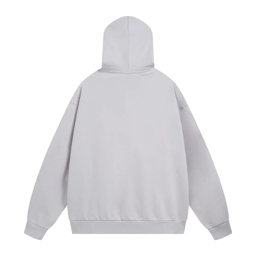 🅿️330 real photos [Top version. Official website quality] BALENCI*GA/Paris.SS25 latest model 3M artistic letter print washed and worn hooded sweatshirt. Ready-to-wear with multiple worn and worn features. The brick cabinets are synchronized. The authentic product is developed at the first time. The fabric is made of Paris ZP custom-woven and dyed cotton terry sweatshirt. Weighing 460 grams, the cloth surface is clean. The cloth pattern is clear, soft and comfortable. The threads are dyed with no color difference. The printing is made of environmentally friendly imported materials. The letters are clear and the effect is three-dimensional. The version adopts OS loose shoulder design. Same style for men and women. Code: BL238958 Color: washed black, gray and white. Size: XS S M L