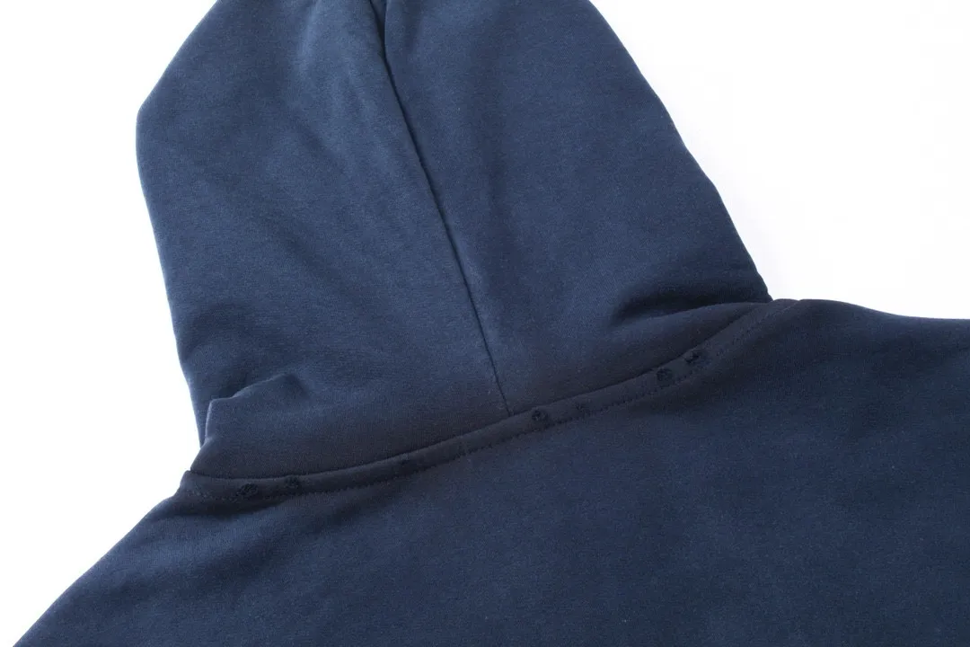 🅿️380 real photos [Top version. Official website quality] BALENCI*GA/Paris. 23ss latest classic hot model. Purchase the original board at the first time. Color. Printing. Washing. Production and authenticity. Wrong version in Jubie market. Welcome to compare. Tape direct printing. Ready-to-wear hooded sweatshirt washed and worn twice. The brick cabinet is synchronized. The fabric is made of Paris ZP custom-woven and dyed cotton sweatshirt. The weight is 450 grams. The cloth surface is clean. The cloth pattern is clear, soft and comfortable, and the threads are dyed with no color difference. The classic pattern adopts Kornit imported direct injection. The letters are clear and the effect is three-dimensional. Restored brick cabinet. The garments were washed and aged, and polished by many hands. Produced by ultra-heavy craftsmanship, special market currency. Note⚠️ZP fabric is made of fine-grained yarn. Pay attention to the big difference! Welcome to compare! The version adopts OS loose shoulder version. The same style for men and women. Code: BL238016 Color: dark gray blue, Paris blue, washed black, burgundy, fluorescent yellow, green, floral gray, sky blue, khaki Size: XS S M L