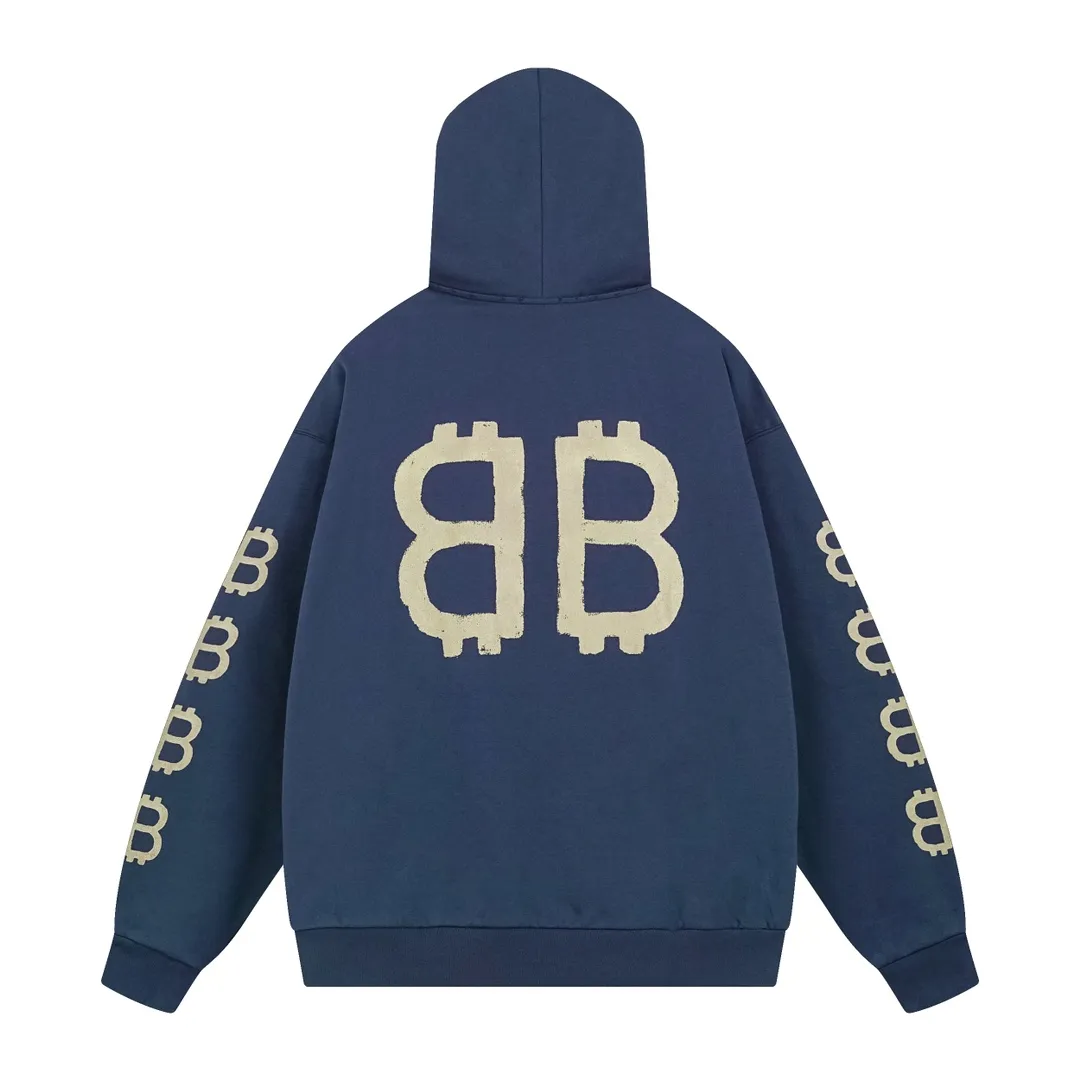 🅿️356 Detailed Pictures [Top version. Official website quality] BALENCI*GA/Paris. 2023 latest mud hand-painted frayed washed and distressed long-sleeved hooded sweatshirt. The brick cabinets are synchronized. ⚠️ Differentiate the market currency. Developed by YB. The color is black and blue. Worn. The hand-painted is consistent with ZP, ‼ ️The fabric is made of Paris ZP custom-woven and dyed cotton sweatshirt. The weight is 450 grams. The cloth surface is clean. The cloth pattern is clear, soft and comfortable. The threads are dyed with no color difference. Ready-made garments are hand-painted, worn, and distressed, with heavy craftsmanship. Comparisons welcome. The version adopts OS loose shoulder design. Same style for men and women. Code: BL238003 Color: black blue, off-white, blue Size: XS S M L