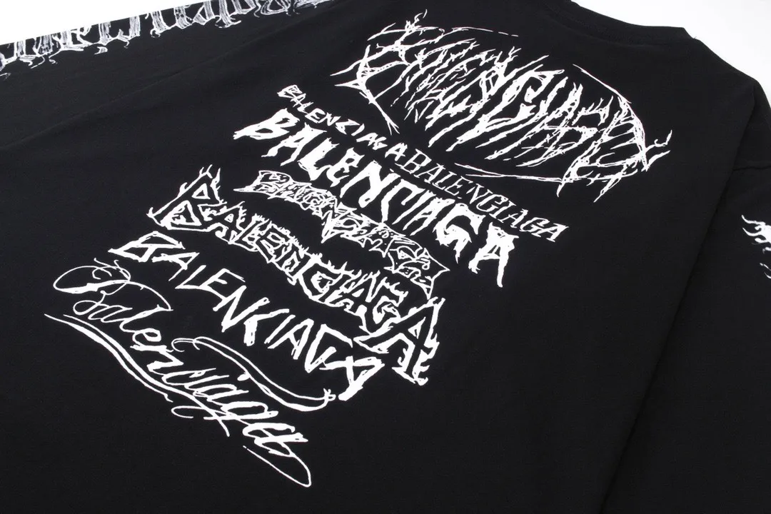 🅿️210 real photos [Top version. Official website quality] BALENCI*GA/Paris. 2024 new style. Year of the Dragon limited print long-sleeved T-shirt, synchronized with brick cabinets. Developed genuine product at the first time, enjoy printing and comparison! The fabric is made of Paris ZP custom-woven and dyed cotton double yarn. Weighing 260 grams, the cloth surface is clean. The cloth pattern is clear, soft and comfortable. The threads are dyed with no color difference. The classic LOGO is made of environmentally friendly imported materials, drawn silk flowers, with clear letters and three-dimensional effect. Restore the brick cabinet. Welcome to compare, the version adopts the OS loose shoulder version. Same style for men and women Coding: BL235035 Color: black, white, pink Size: XS S M L