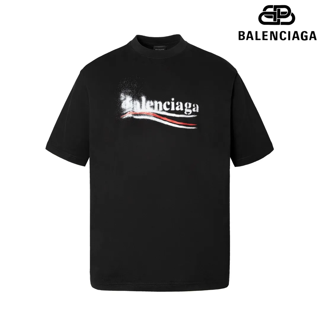 🅿️160 9109# Detailed picture Top version [[BALENCIA*GA] official website quality Paris new fuzzy cola spray printed short-sleeved T-shirt OS version loose dropped shoulders Unisex fabric: 260g 100% cotton double yarn Technology: front digital direct printing Garment washing Shaping solid color Color: black off-white Size: XS S M L