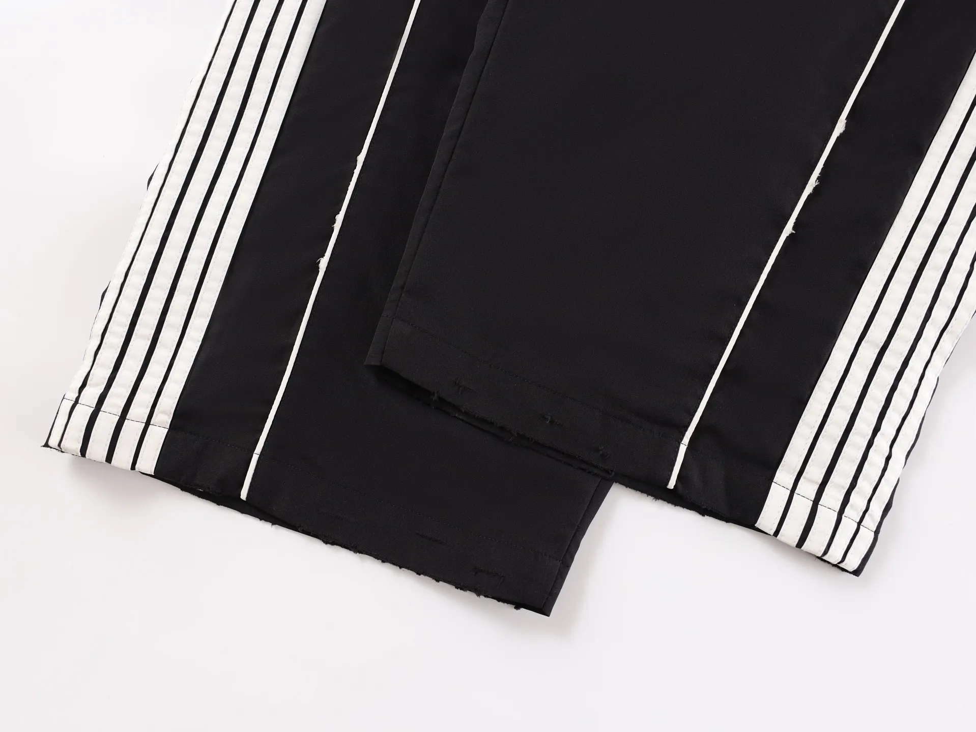 🅿️520 [Exclusive supply] BLCG 25SS ring-shaped five-bar pull-up trousers. The fabric is made of high-quality 200D nylon cotton fabric. The inner mesh is more breathable and comfortable. It is different from the ready-made fabrics on the market. It is three times the price of ordinary fabrics on the market. The embroidery uses imported Behringer, precision operation of 10,000-needle density, hardware accessories, and zipper pullers are customized by mold opening. Size:XS/S/M