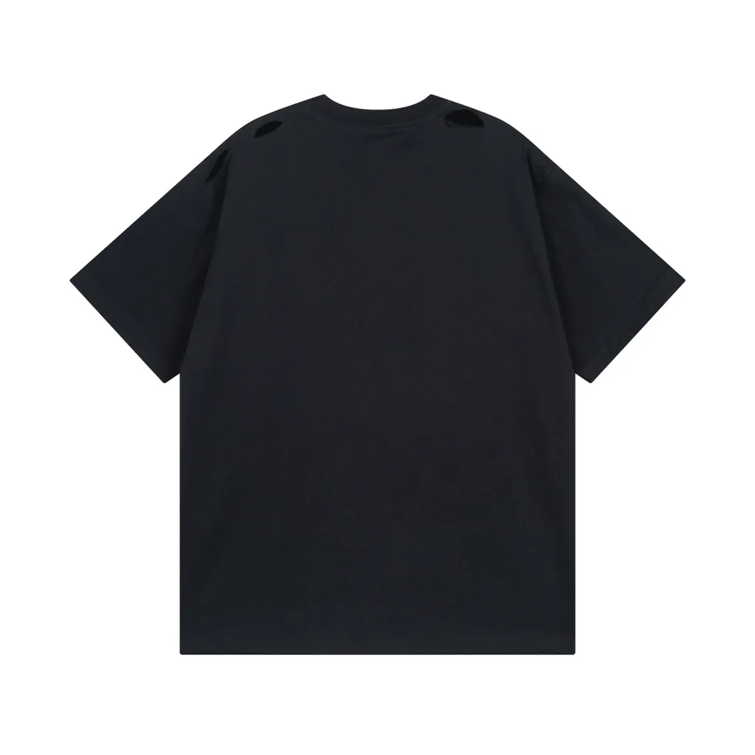 🅿️190 Detailed Pictures [Top version. Official website quality] BALENCI*GA/Paris. 2024 catwalk style earth pattern direct-injection printing washed distressed short-sleeved T-shirt 2024 new style. Attention‼ ️There is a letter LOGO under the gray pattern. All pattern details are customized with color Y plates. Special market currency. Brick cabinets are synchronized. Genuine products are developed at the first time, and you can print and compare! The fabric is made of Paris ZP custom-woven and dyed cotton double yarn. Weighing 260 grams, the cloth surface is clean. The cloth pattern is clear, soft and comfortable. The threads are dyed with no color difference. The printing uses environmentally friendly imported materials and self-inking direct injection, with clear letters and three-dimensional effect. The entire garment is washed, distressed and worn. The version adopts OS loose shoulder design. Same style for men and women. Code: BL223367 Color: black. Light gray Size: XS to L