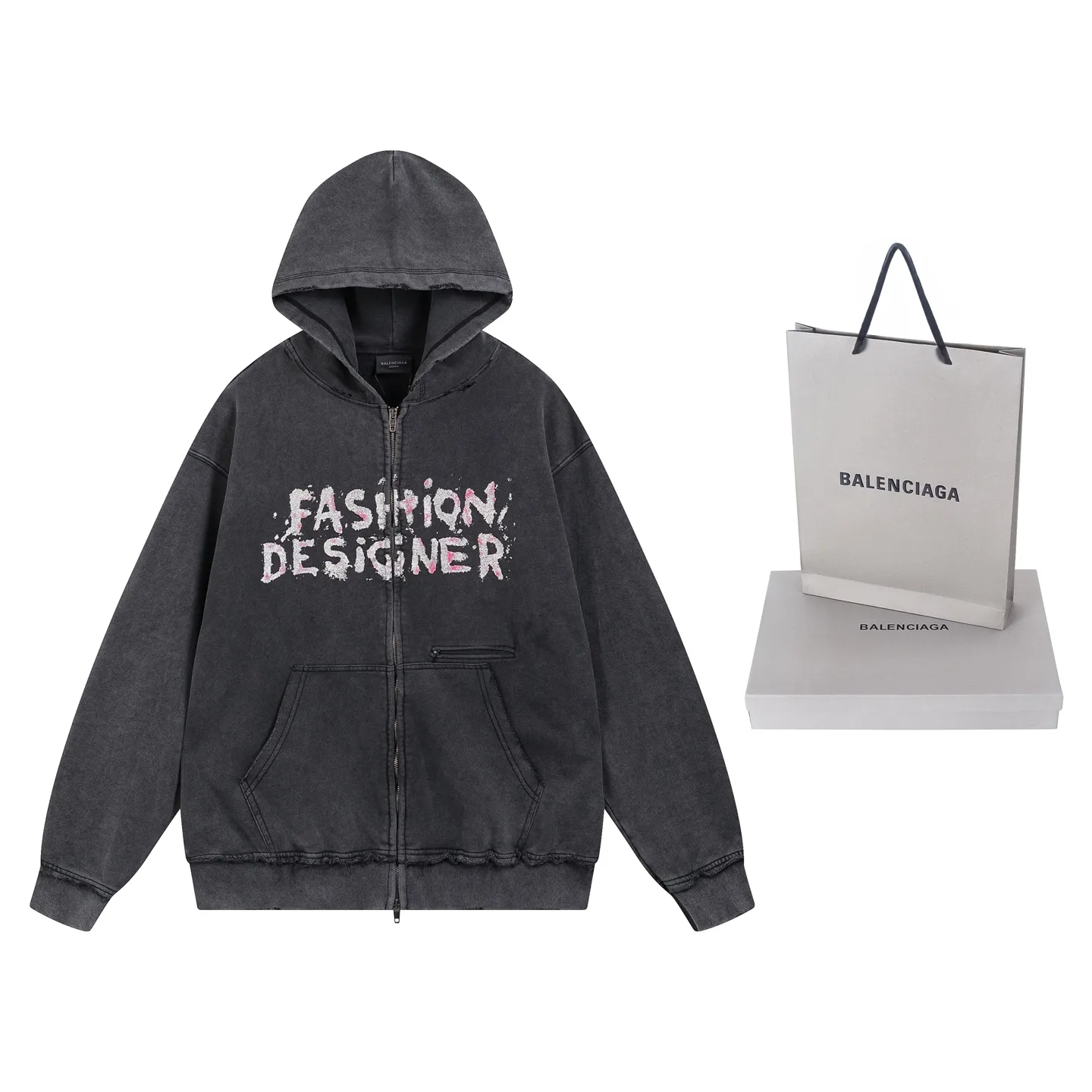 🅿️420 real photos [Top version. Official website quality] BALENCI*GA/26 new model. Balenciaga Paris FASHION DESIGNER letter art gold and silver powder print. Fake zipper on the left front, front zipper cardigan hooded sweatshirt. The cuffs and hems of the shirt are sewn with raw edges on the reverse side. Ready-made garments are washed and worn by hand. The process is extremely complex. SS26 latest model. Research and development at the first time, different market currencies. Comparisons welcome. The fabric is made of Paris ZP custom-woven and dyed cotton sweatshirt, with a weight of 460 grams. The cloth surface is clean. The cloth pattern is clear, soft and comfortable. The threads are dyed with no color difference. The printing uses a special process, with gold and silver powder on the letter surface. The version adopts OS loose shoulder design. Same style for men and women. Code: BL259912 Color: washed black Size: XS S M L