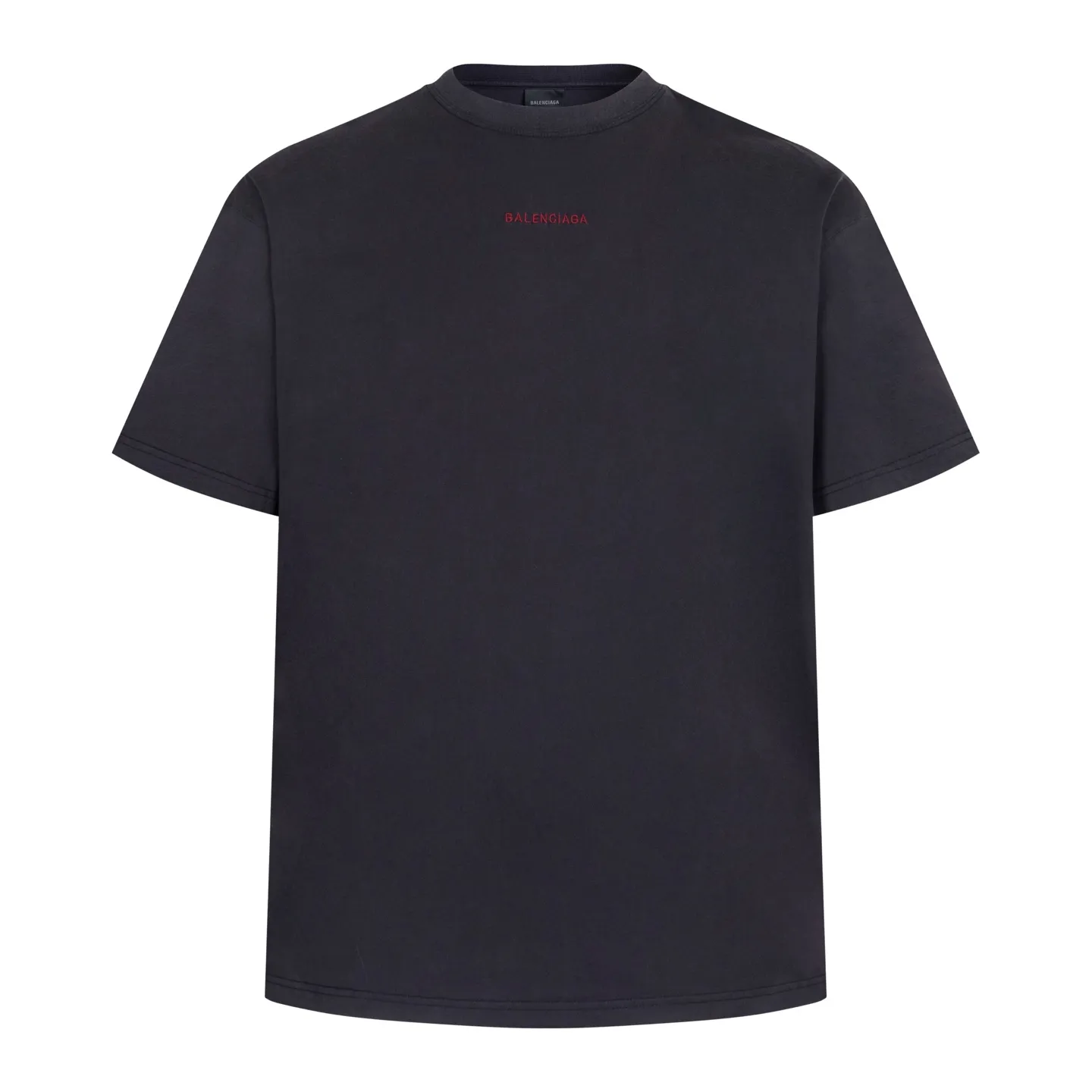 🅿️300 [Exclusive supply] BLCG front and back letter embroidered short sleeves (washed black). The fabric is made of 24S 185g double yarn special textile compact cotton, and the rib is made of 32S 340g double yarn stretch rib. It is woven with 24-count special-spun compact cotton yarn. The weaving process requires high standards and requires the use of advanced looms and high-quality raw materials. Specially woven compact cotton has many advantages, such as softness and comfort, good breathability, strong wrinkle resistance, good durability, etc.; it has a tighter, softer and more delicate texture and feel. Matte stitch embroidery is an embroidery technique that uses specific stitches and line widths during the embroidery process to give the embroidered letters a matte effect. The craftsmanship pays more attention to controlling the reflection and scattering of light to achieve a matte effect, and the embroidery effect has smooth and fine lines. Size:XS/S/M/L