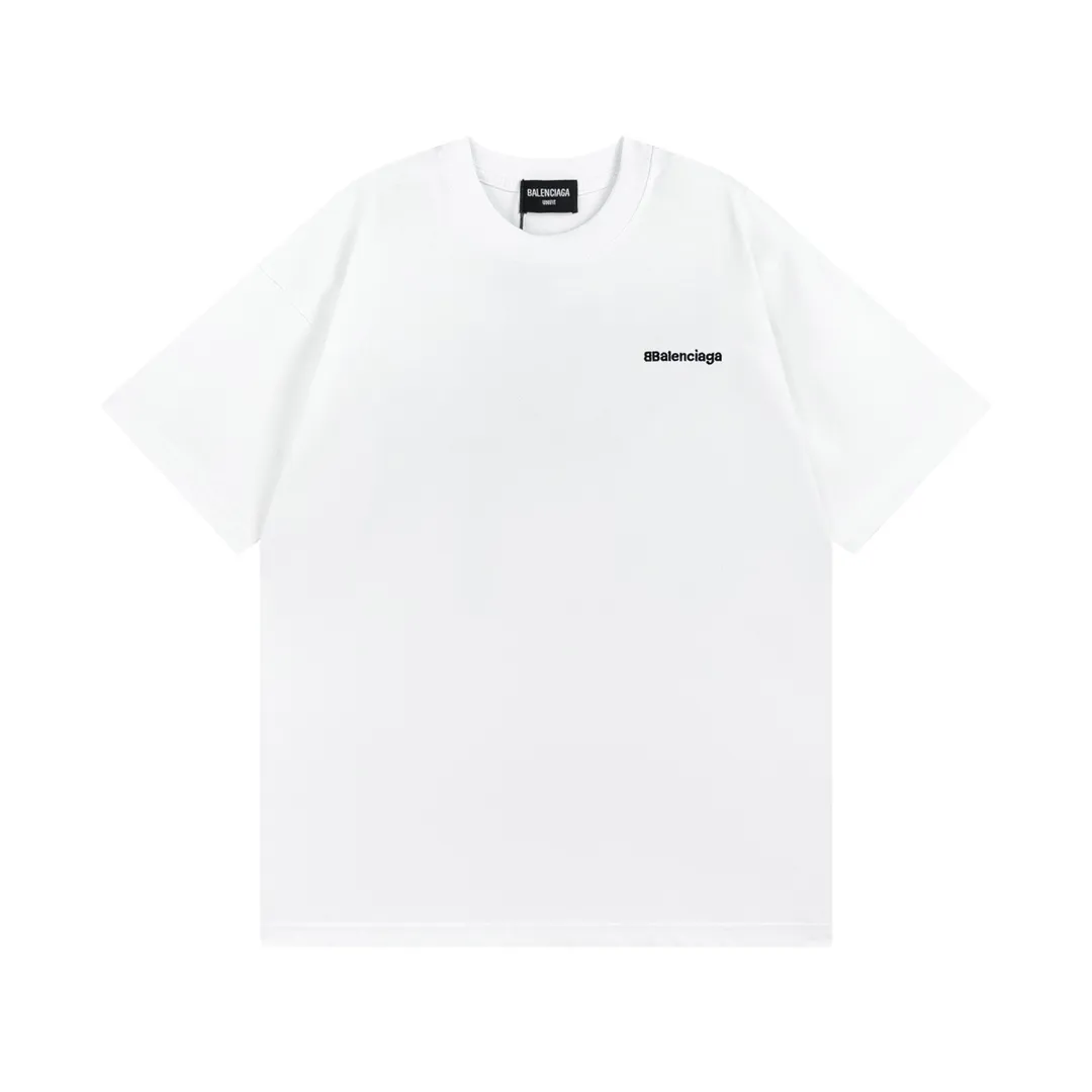 🅿️160 Detailed Picture [Top version. Official website quality] BALENCI*GA/Paris#Classic letter BB small English LOGO embroidered short-sleeved T-shirt# The fabric is made of Paris ZP custom-woven and dyed cotton double yarn. Weighing 260 grams, the cloth surface is clean. The cloth pattern is clear, soft and comfortable. The threads are dyed with no color difference. The classic pattern embroidery uses an imported embroidery machine, and the embroidery thread color is embroidered according to the original color. It is produced according to the pictures in the special market. The letters are clear. The three-dimensional effect is strong. The version adopts the OS loose shoulder version. The same style for men and women. Coding: BL223075 Color: Black. White. Khaki. Gray Size: XS to L