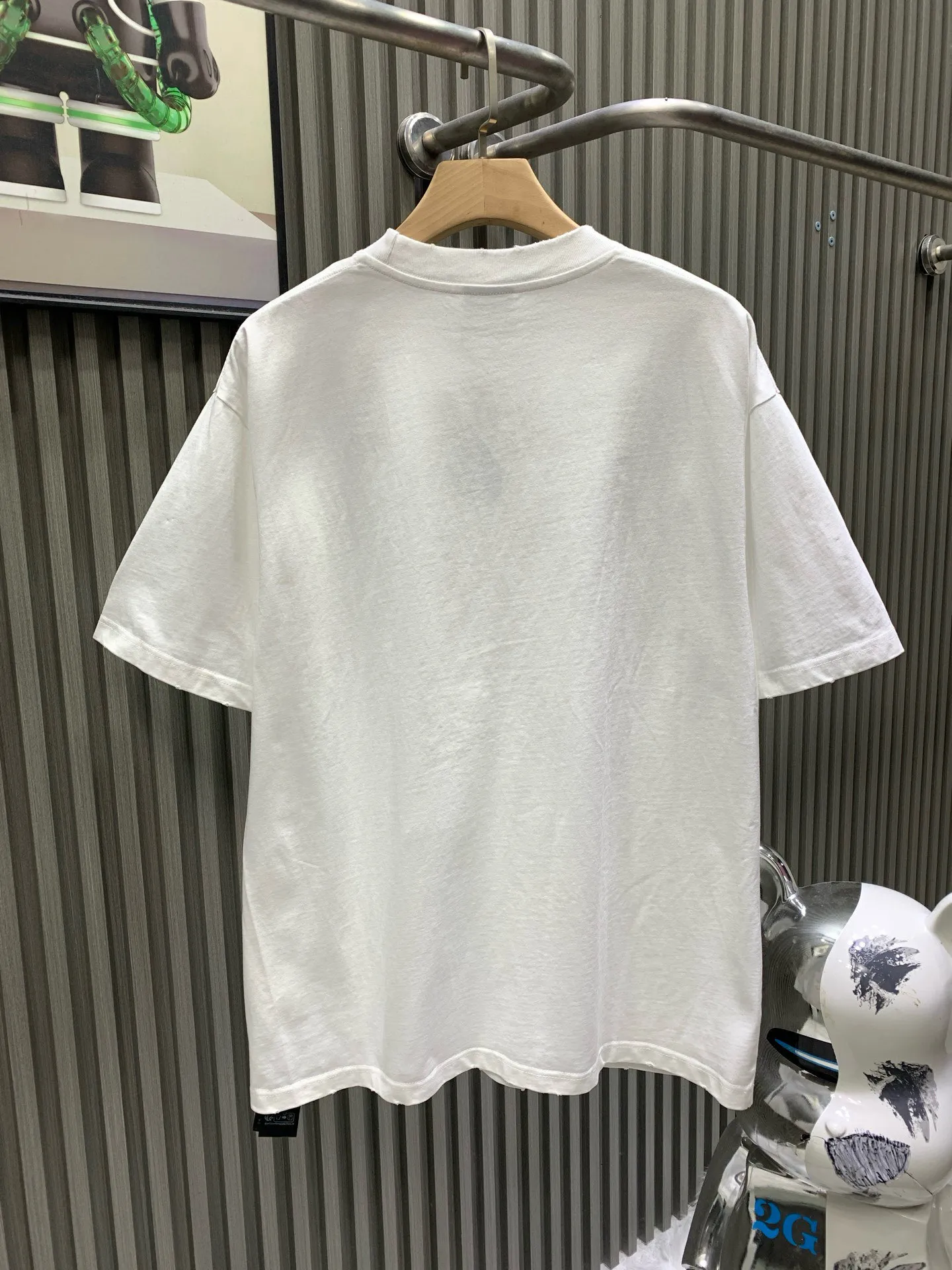 🅿️260 white