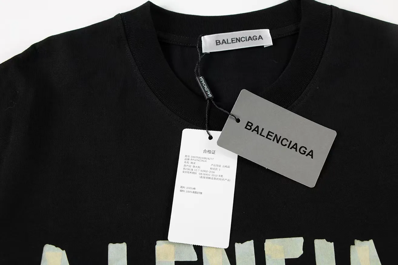 🅿️150 Style: 2025 new Balenciaga short-sleeved T-shirt Material: High version 300g double yarn combed cotton Size: S～XL Color: black and white Style number: H003