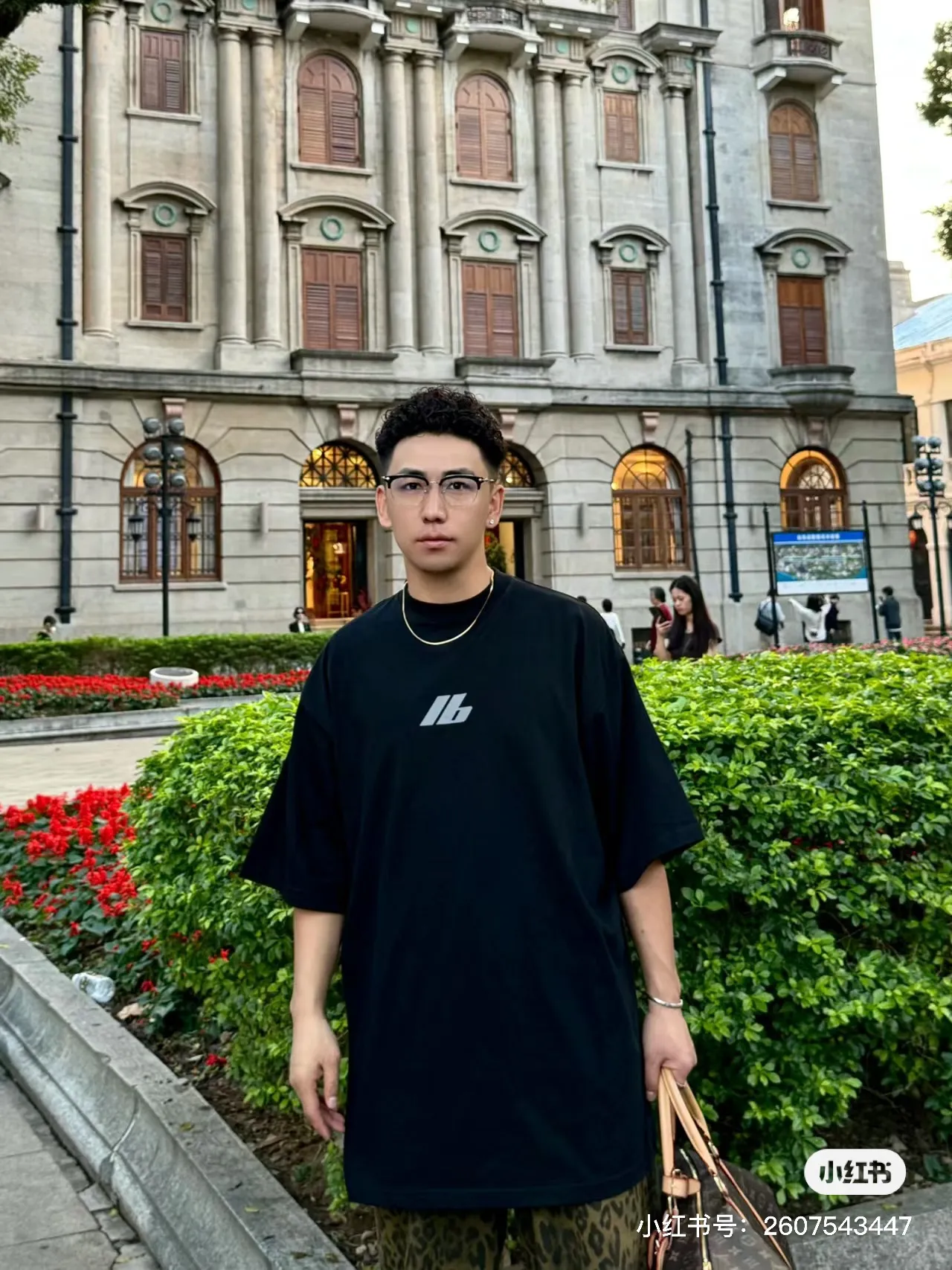 Model picture