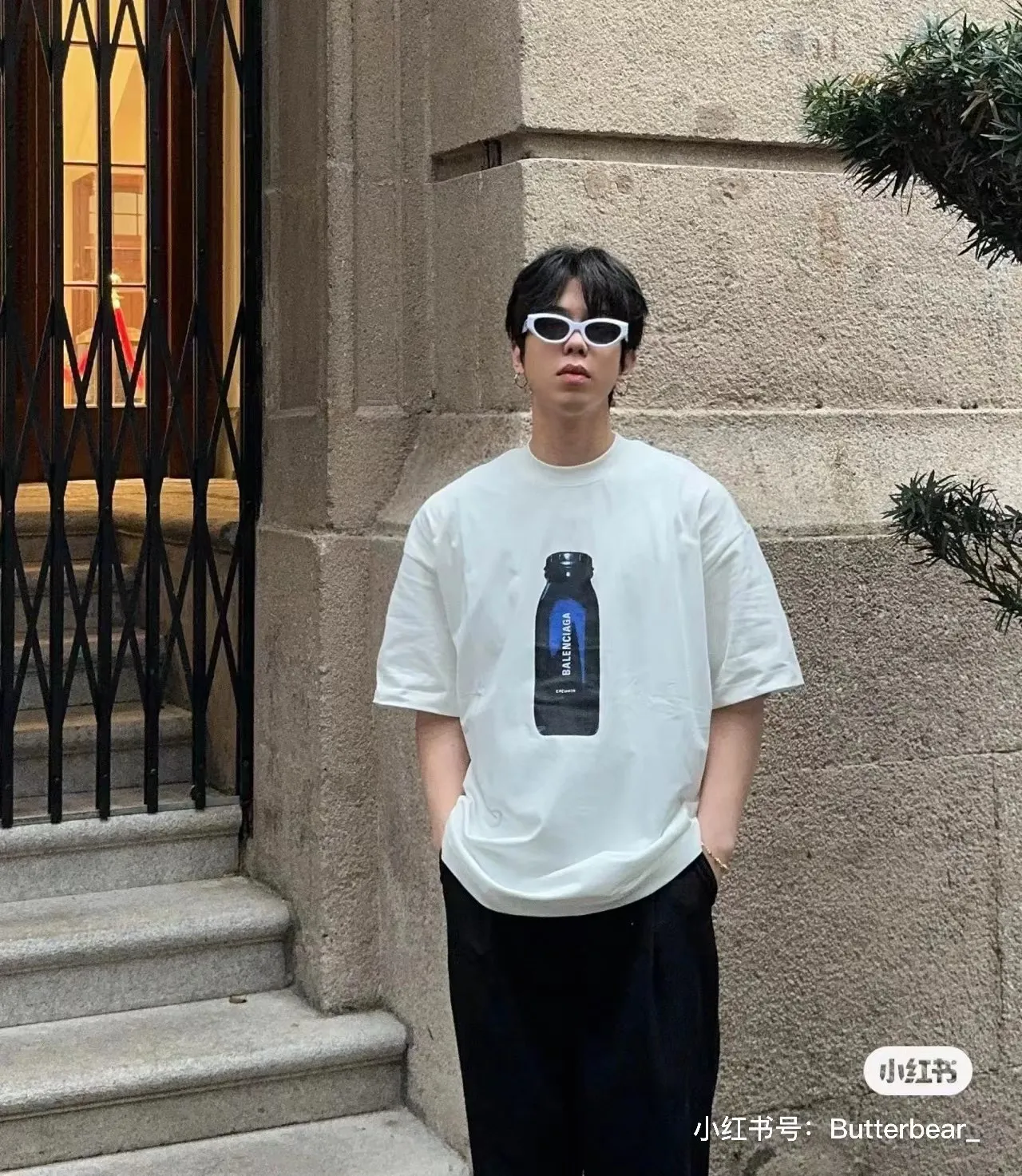 Model picture