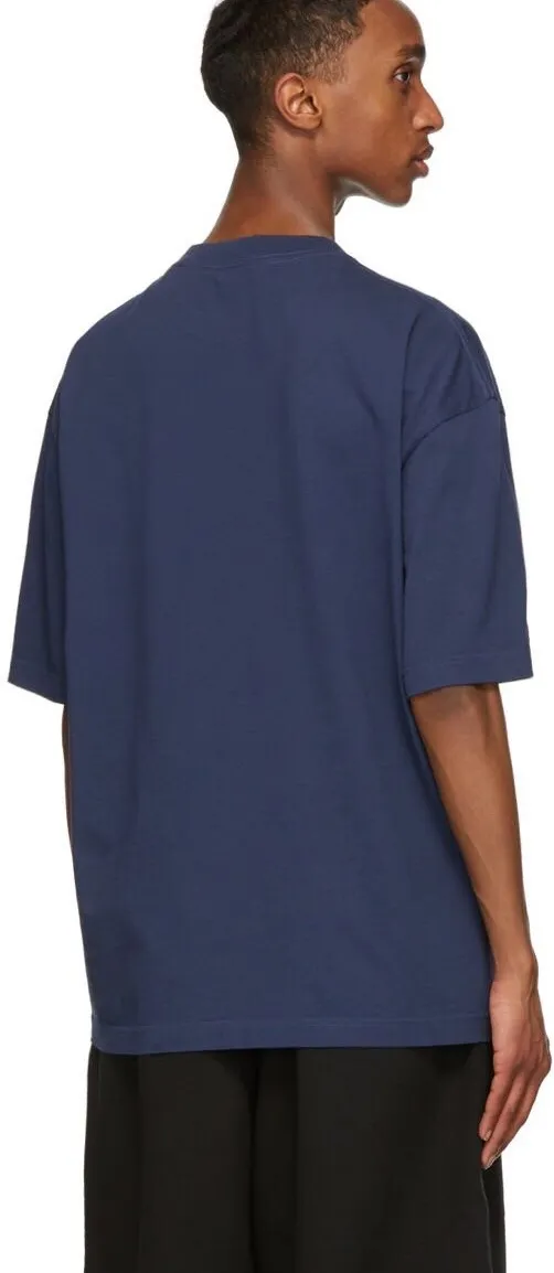 ♻️💯Reference model picture for the upper body❤️The top tested version BALENCIAGA basic embroidery logo pure cotton loose-fitting trendy brand short-sleeve for men and women. Fabric: 32S 280g super heavyweight fabric, ready-to-wear washed and soft to the touch. Printing: Japanese Tajima embroidery technology is used, the embroidery is accurate, the printing is meticulous and full, and there is no thread skipping. Accessories: Customized full set of BLCG accessories Color: Fluorescent green black gray dark khaki white Size: XS-L P:240