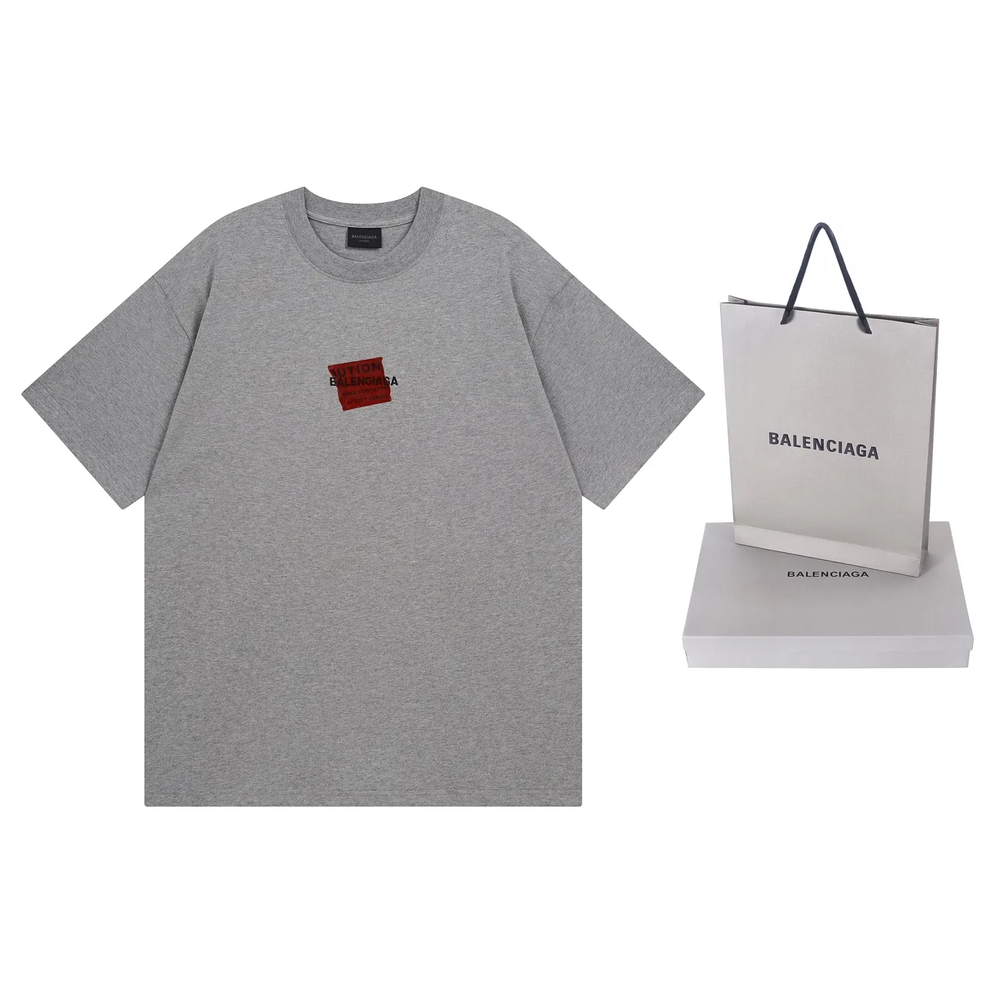 🅿️196 Actual pictures [Top version. Official website quality] BALENCI*GA/Paris #2025 new style front and rear letter LOGO embroidered tape taped short-sleeved T-shirt, full of design. Welcome to compare. The fabric is made of Paris ZP custom-woven and dyed cotton double yarn, weight 260 grams, clean cloth surface. Clear cloth pattern, soft and comfortable. The threads are dyed with no color difference. The classic letter LOGO is embroidered with imported Tajima embroidery machine. The tape is stamped with imported transparent glue. The effect is three-dimensional. Restore the brick cabinet, adopt the OS loose shoulder version. Same style for men and women. Code: BL253662 Color: black, sky blue, white, floral gray Size: XS S M L
