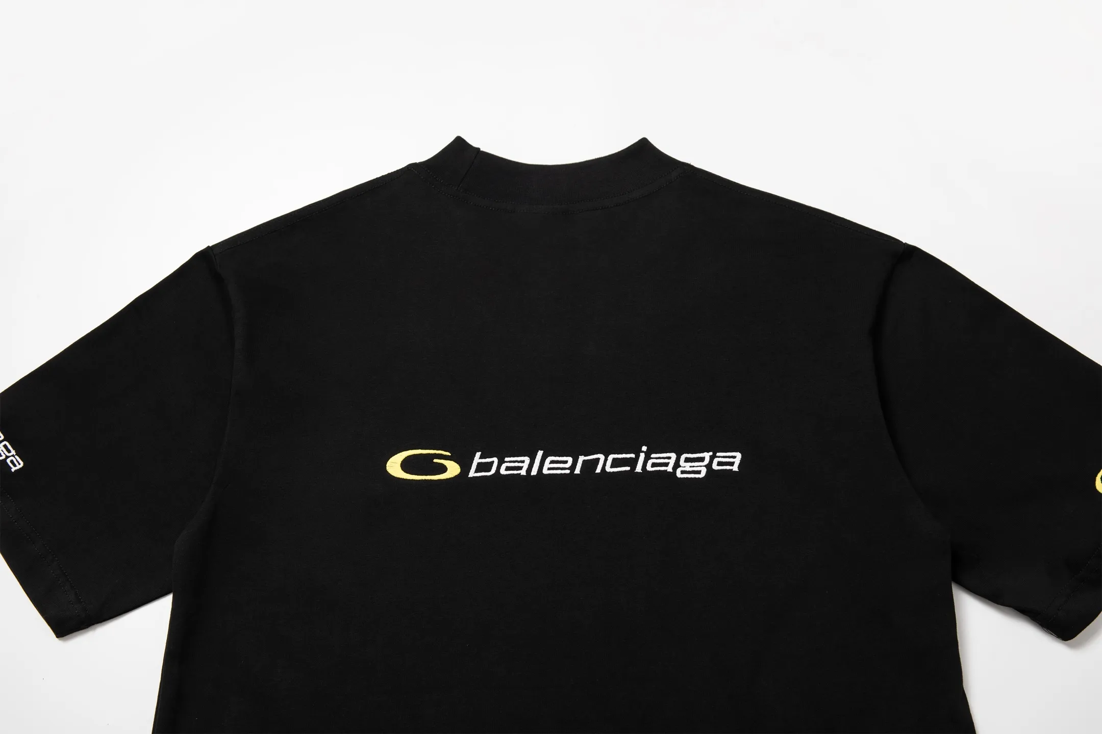 🅿️180 9209# Detailed picture Top version [[BALENCIA*GA] Official website quality Paris new classic letter LOGO embroidered short-sleeved T-shirt OS version Loose dropped shoulders Unisex style Fabric: 260 grams 100% cotton double yarn Craftsmanship: Embroidery on the front and rear panels, left and right sleeves Garment wash Shape solid color Color: Black Mist blue Size: XS S M L