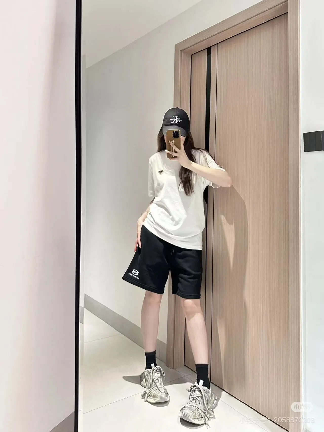 Model picture