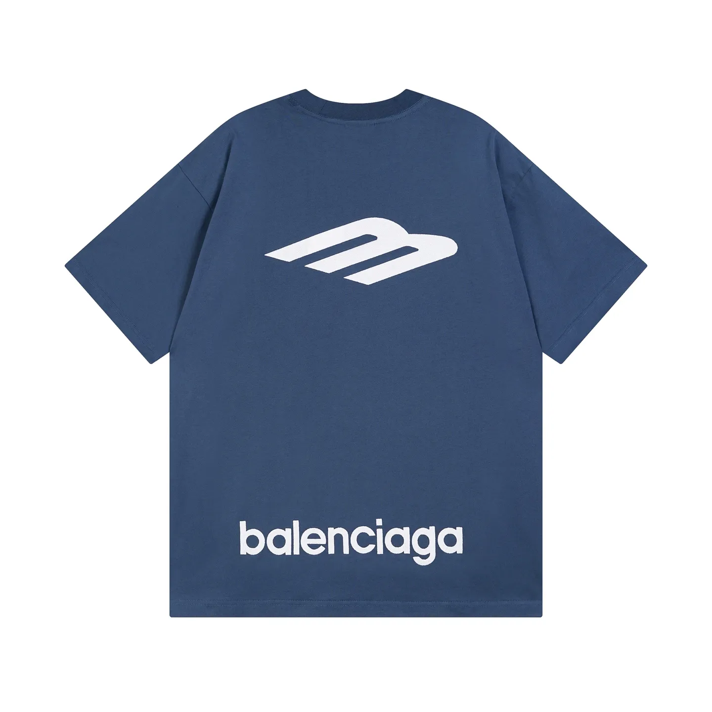 🅿️200 Actual pictures [Top version. Official website quality] BALENCI*GA/Paris BALENCI*GA#SS26 The latest model of the ski sports series, with a small LOGO on the front and a large LOGO on the back, classic icons embroidered with thousands of needles. Brick cabinet sync. Genuine products are developed and developed in the first time. Welcome to compare! The fabric is made of Paris ZP custom-woven and dyed 100% cotton double-yarn compact cotton. The weight is 260 grams. The cloth surface is clean. The cloth pattern is clear. It is soft and comfortable. It has good color fastness and is not easy to change color. The threads are woven and dyed with no color difference. The embroidery is done using imported Tajima embroidery machines. Super 10W needle and thread high-density embroidery. The effect is three-dimensional and the lines are clear. No burrs and miscellaneous threads, super high-tech embroidery. The version adopts OS loose shoulder design. Same style for men and women. Code: BL253737 Color: black, white, yellow, blue Size: XS, S, M, L