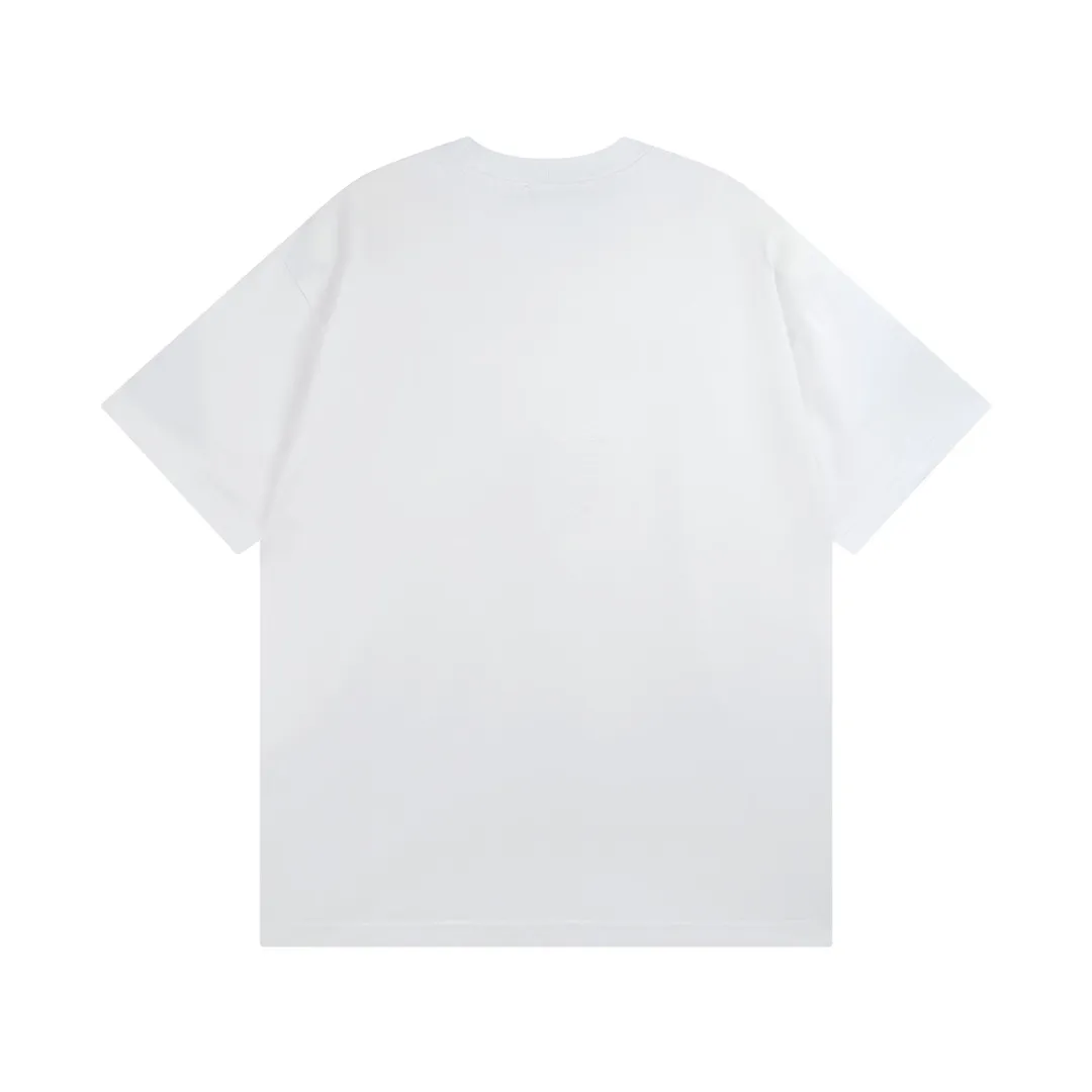 🅿️166 Detailed picture [Top version. Official website quality] BALENCI*GA/Paris.1917 3D classic letter LOGO printed short-sleeved T-shirt. Brick cabinet synchronization. The fabric is made of Paris ZP custom-woven and dyed 100% cotton double yarn compact cotton. The weight is 260 grams, the cloth surface is clean. The cloth pattern is clear, soft and comfortable. The threads are dyed with no color difference. The classic pattern is printed with environmentally friendly imported materials, straight cracks and cracked glue. Precision printing screen, the letters are clear and the effect is three-dimensional. Different market currency, welcome to compare, the version adopts OS loose shoulder version. Same style for men and women Coding: BL223050 Color: black, white Size: XS S M L