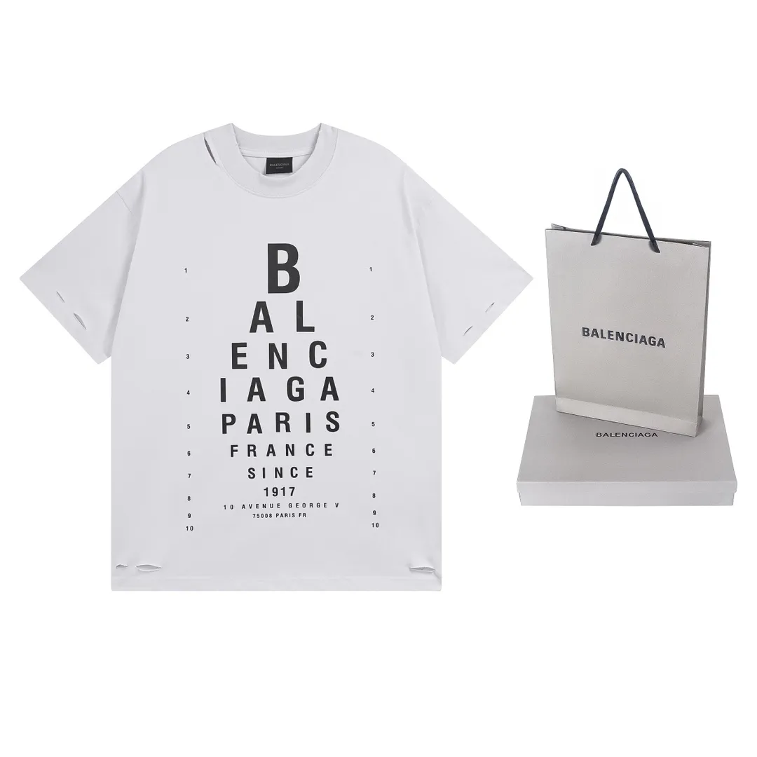 🅿️180 real photos [Top version. Official website quality] BALENCI*GA/Paris.SS25 latest model alphanumeric printed eye chart worn and distressed short-sleeved T-shirt. Ready-made clothing with many worn and worn. Brick cabinets are synchronized. Genuine products are developed at the first time. The fabric is made of Paris ZP custom-woven and dyed cotton double yarn. Weighing 260 grams, the cloth surface is clean. The cloth pattern is clear, soft and comfortable. The threads are dyed with no color difference. The printing is made of environmentally friendly imported materials. The letters are clear and the effect is three-dimensional. The version adopts OS loose shoulder design. Same style for men and women. Code: BL223617 Color: black, gray and white. Size: XS S M L