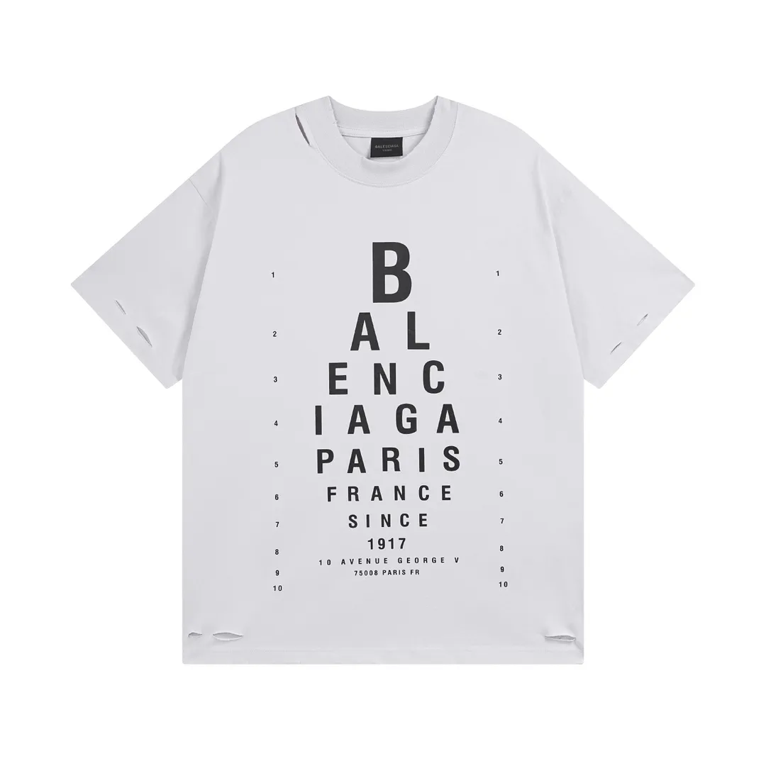 🅿️180 real photos [Top version. Official website quality] BALENCI*GA/Paris.SS25 latest model alphanumeric printed eye chart worn and distressed short-sleeved T-shirt. Ready-made clothing with many worn and worn. Brick cabinets are synchronized. Genuine products are developed at the first time. The fabric is made of Paris ZP custom-woven and dyed cotton double yarn. Weighing 260 grams, the cloth surface is clean. The cloth pattern is clear, soft and comfortable. The threads are dyed with no color difference. The printing is made of environmentally friendly imported materials. The letters are clear and the effect is three-dimensional. The version adopts OS loose shoulder design. Same style for men and women. Code: BL223617 Color: black, gray and white. Size: XS S M L