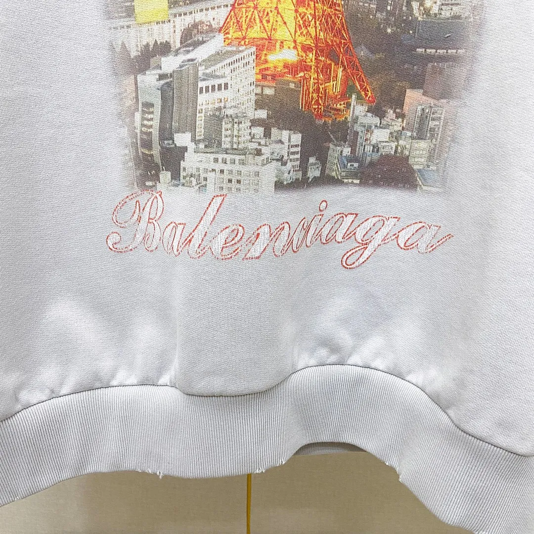 🅿️310 7156# Actual photo top version [[BALENCIA*GA] official website quality Paris new Japanese Tokyo Tower series hooded sweatshirt OS version loose dropped shoulders Unisex style Fabric: 480g 100% cotton terry Davidson process: front and back digital printing garment wash worn distressed solid color Color: black blue off-white Size: XS S M L