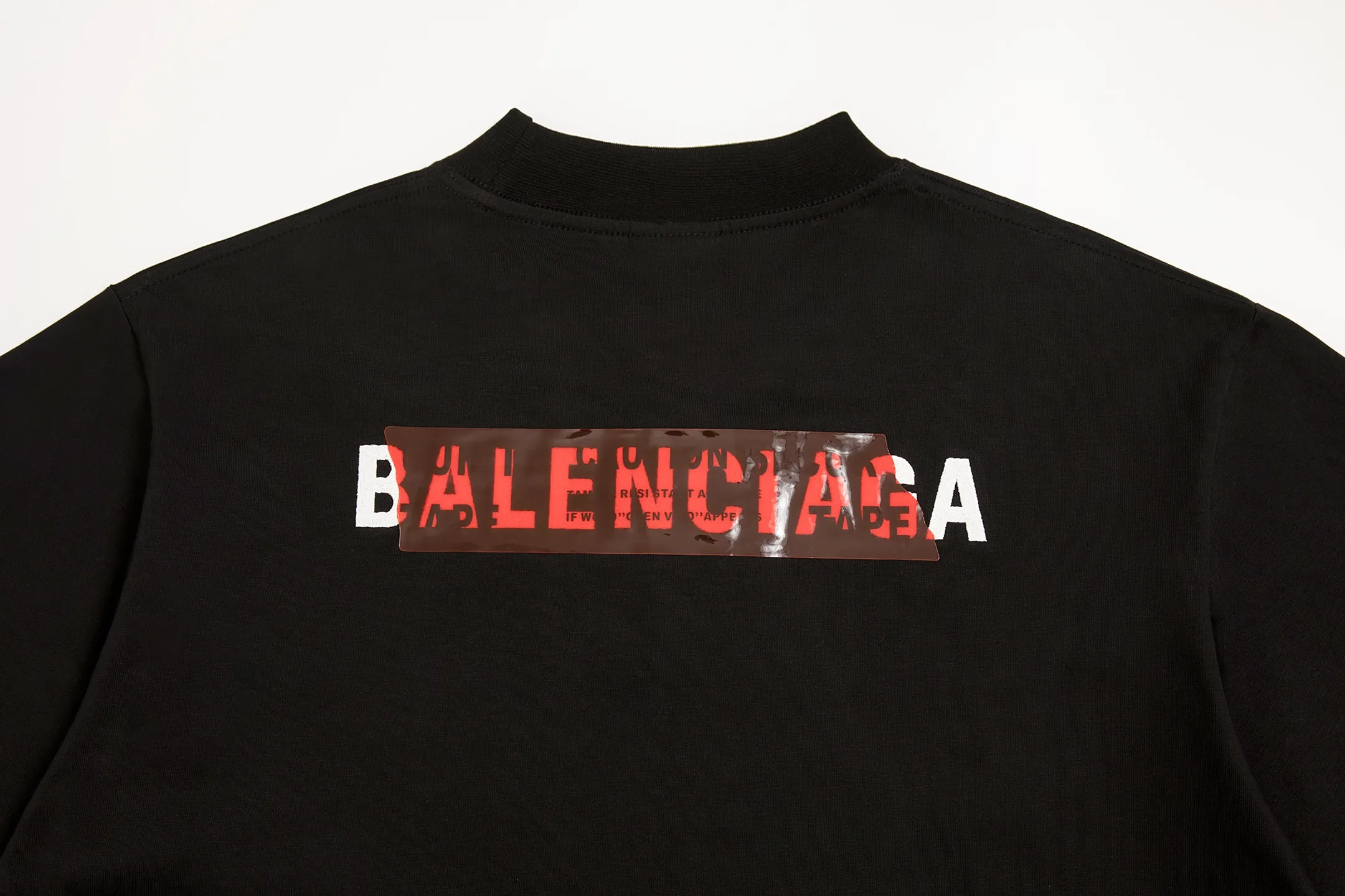 🅿️180 9201# Detailed picture Top version [[BALENCIA*GA] official website quality Paris new front and back letter embroidery tape taped short-sleeved T-shirt OS version Loose dropped shoulders Unisex style Fabric: 260g 100% cotton double yarn Technology: Front and back embroidery Front and back taping Garment wash Shaping Solid Color Color: Black White Blue Gray Size: XS S M L