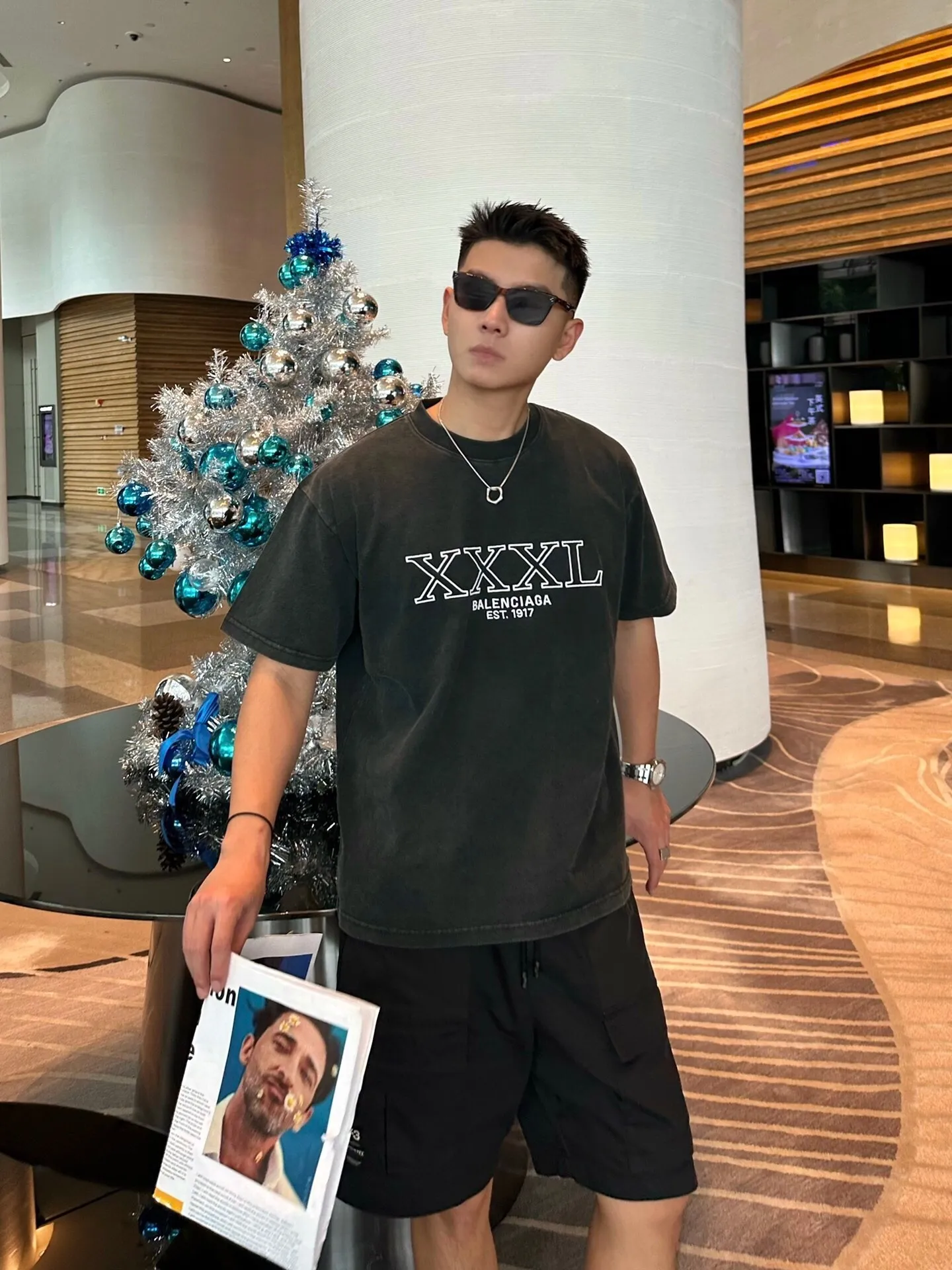 ♻️💯Upper body reference model picture❤️Top tested version BALENCIAGA new XXXL letter embroidery milk white latest style bottoming short-sleeved T-shirt [new ceiling level] - 2023 new version shipped! Feel free to compare top quality products!  -Using imported Tajima 10w needle machine embroidery, high-density embroidery letter wrapping technology, full details and no tails, clear letters without connections‼ ️ - BLCG's latest fashion series, Jay Chou's same upper body, new models are released every year, milk white color is new this year, I didn't hesitate to buy it as soon as I saw it, the upper body is whiter, I love this color so much!  -Full set of 1:1 customized accessories + Sydney paper with logo + new version of handbags at the counter + three labels for large products + original hangtag -The webbing on the back collar extends to the shoulders for reinforcement, and the stitches are downturned at the joints. Imported elliptical machine with imported glue technology. Overall printing without teeth. 32s280g double yarn combed cotton fabric, weighing up to 400 grams after washing!  Color: Washed Black Apricot Size: XS-L P:310