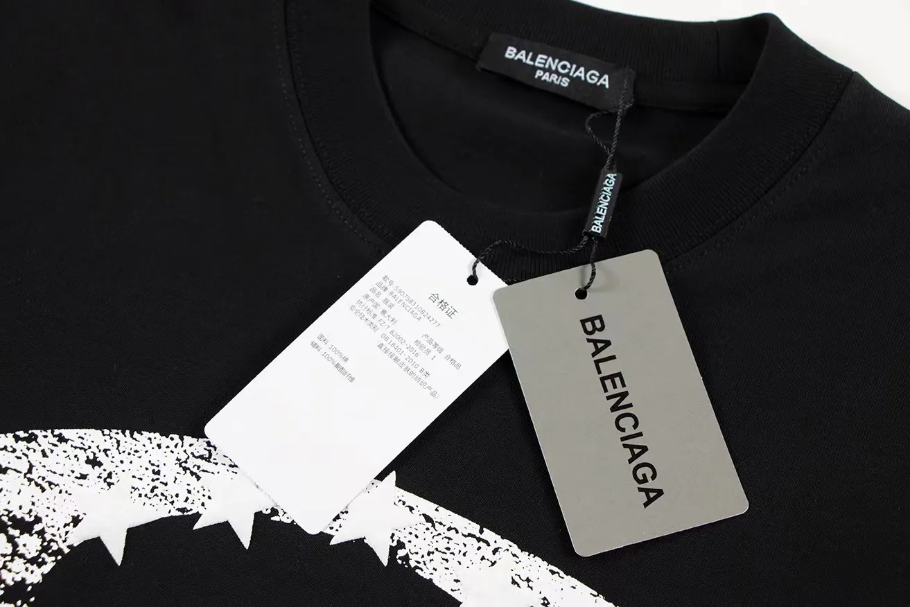 🅿️146 Style: 2026 new Balenciaga short-sleeved T-shirt Material: High version 300g double yarn combed cotton Size: S～XL Color: black and white Style number: H1013