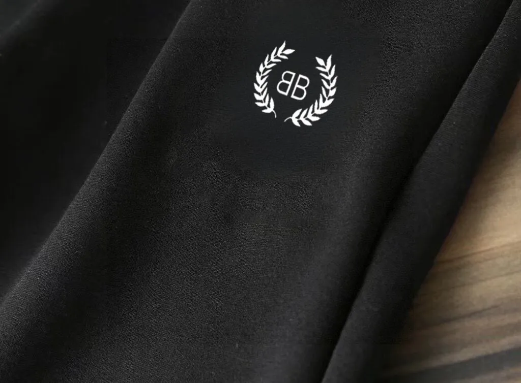 🅿️400 [BALENCIAGA] (Good news for fat people) hot-selling suit is coming. Focus on the original version of the official website. 2025 new hot-selling cardigan and sweatshirt suit. The original order is hard to buy🇭🇰. It is the meticulous work of top designers. It has a fitting and perfect upper body effect. 100% natural high-quality Roman cotton, close-fitting comfort, noble and elegant! Original hardware embodies elegance and nobility! Counter size: M-5XL (maximum wear up to 220 pounds)