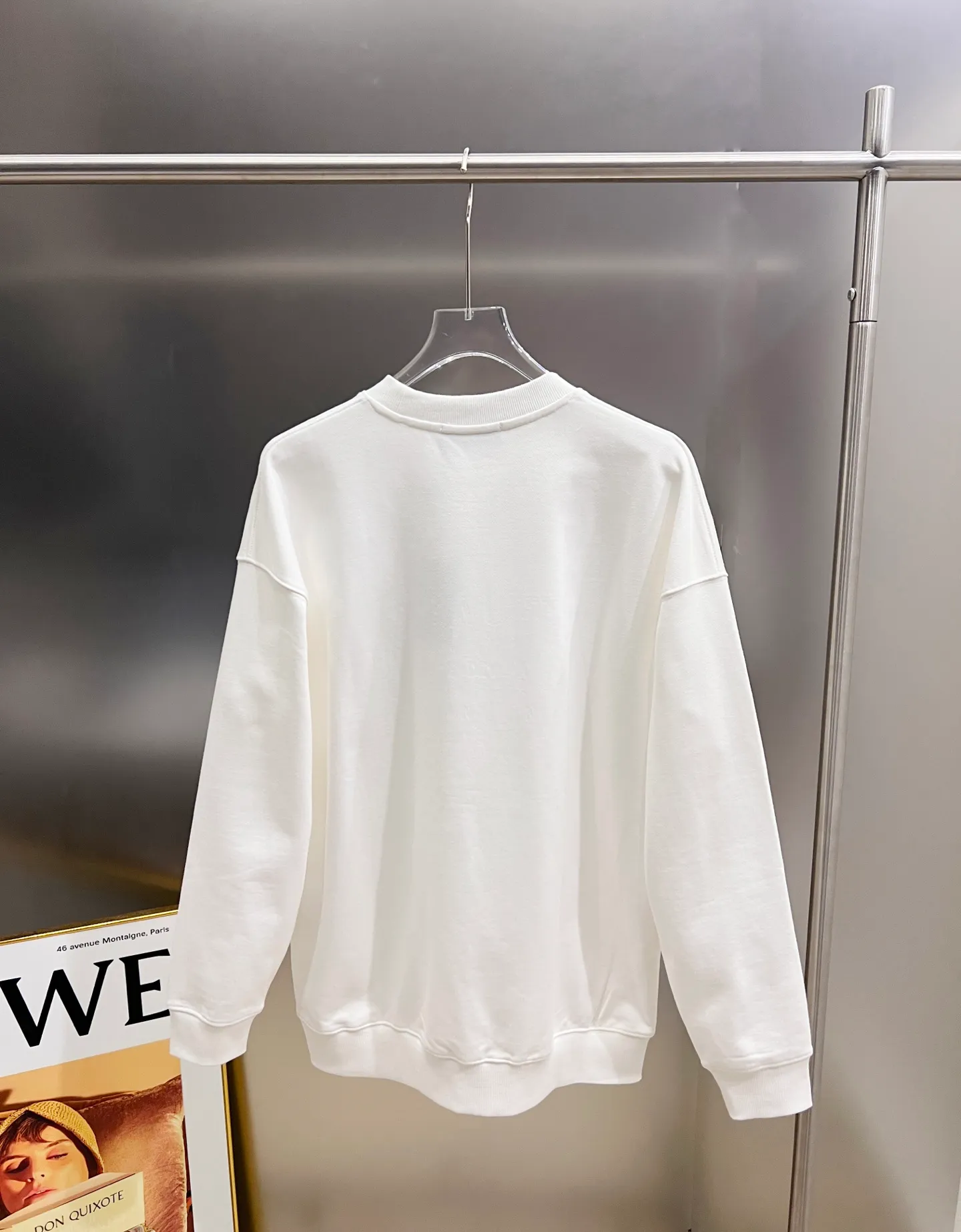 🅿️260 BAL Balenciaga 2025 Autumn and Winter New Style Round Neck Long Sleeve Sweater Classic Letter Foam Printing + Hot Silvering Process Uniform Loose Version for Men and Women S M L XL XXL Five Codes Color: Black White