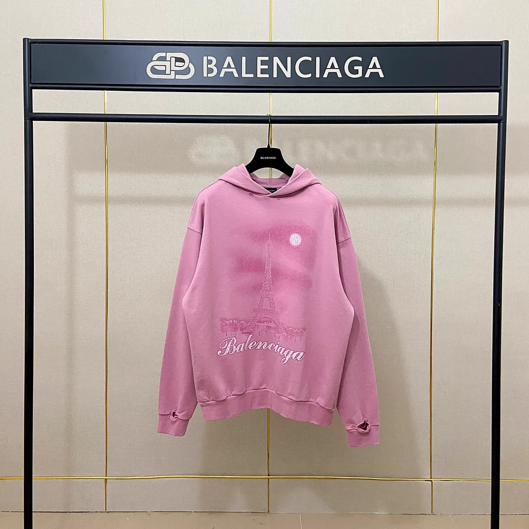 🅿️340 real photos Top version [BALENCIA*GA] Official website quality Paris' new Paris Eiffel Tower series hooded sweatshirt OS version Loose dropped shoulders Unisex style Fabric: 480g 100% cotton terry David sweater Technology: Front white ink direct spray Garment wash Frayed Distressed Fixed color Color: Washed blue Pink Size: XS S M L
