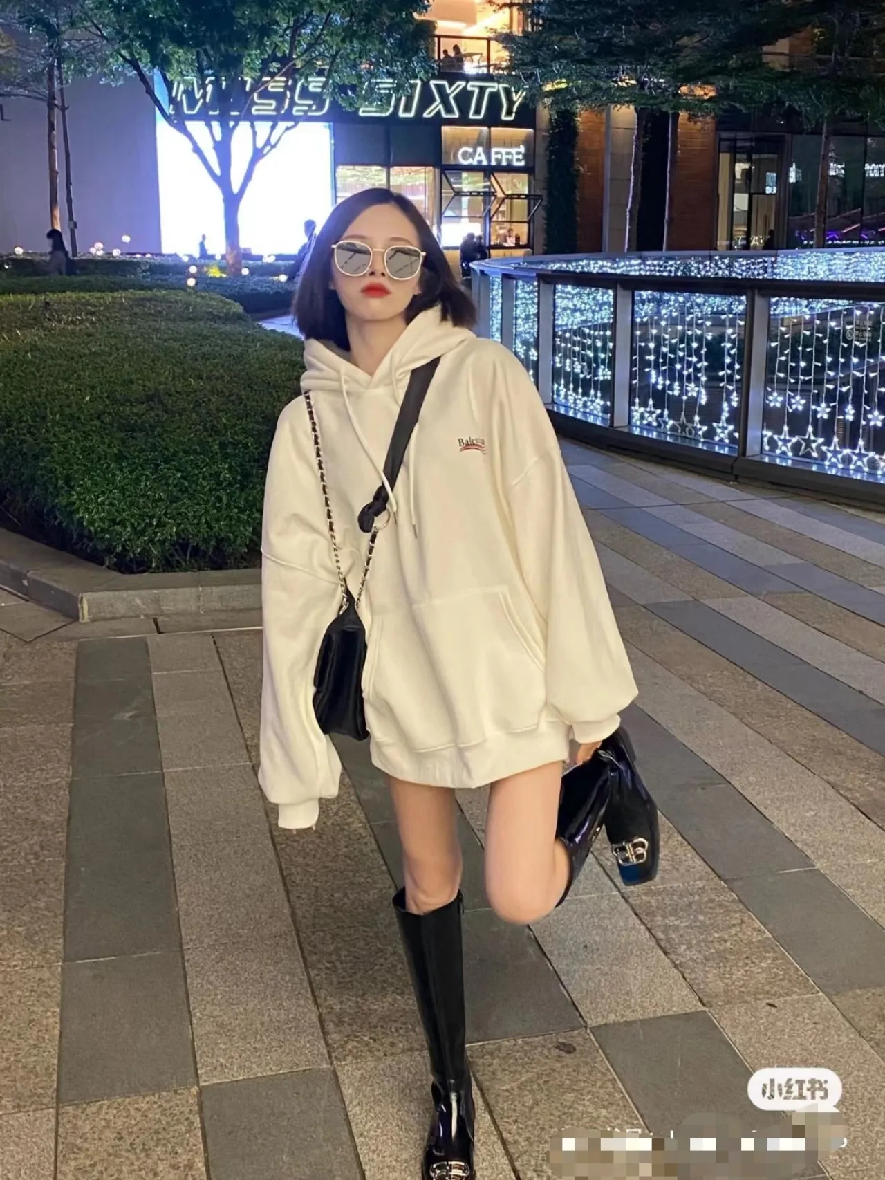 Model picture