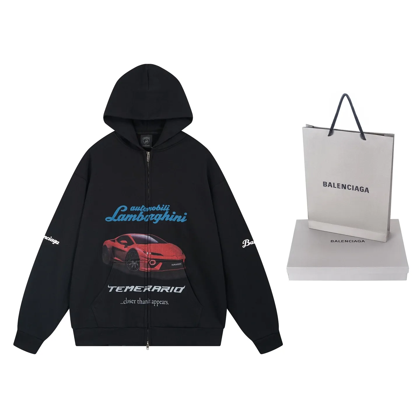 🅿️410 Real photos [Top version. Official website quality] BALENCI*GA/Paris co-branded Lamborghini Lamborghini front and back, left and right sleeves direct-injection printed zipper cardigan sweatshirt SS25 latest model. Research and development at the first time, different market currencies. Comparisons welcome. The fabric is made of Paris ZP custom-woven and dyed cotton sweatshirt. Weighing 460 grams, the cloth surface is clean. The cloth pattern is clear, soft and comfortable. The threads are dyed with no color difference. Printing adopts computer direct printing. The pattern letters are clear, three-dimensional and without burrs. Jubie market produces pictures based on pictures. Welcome to compare. The version adopts OS loose shoulder design. Same style for men and women. Code: BL259909 Color: Black Size: XS S M L