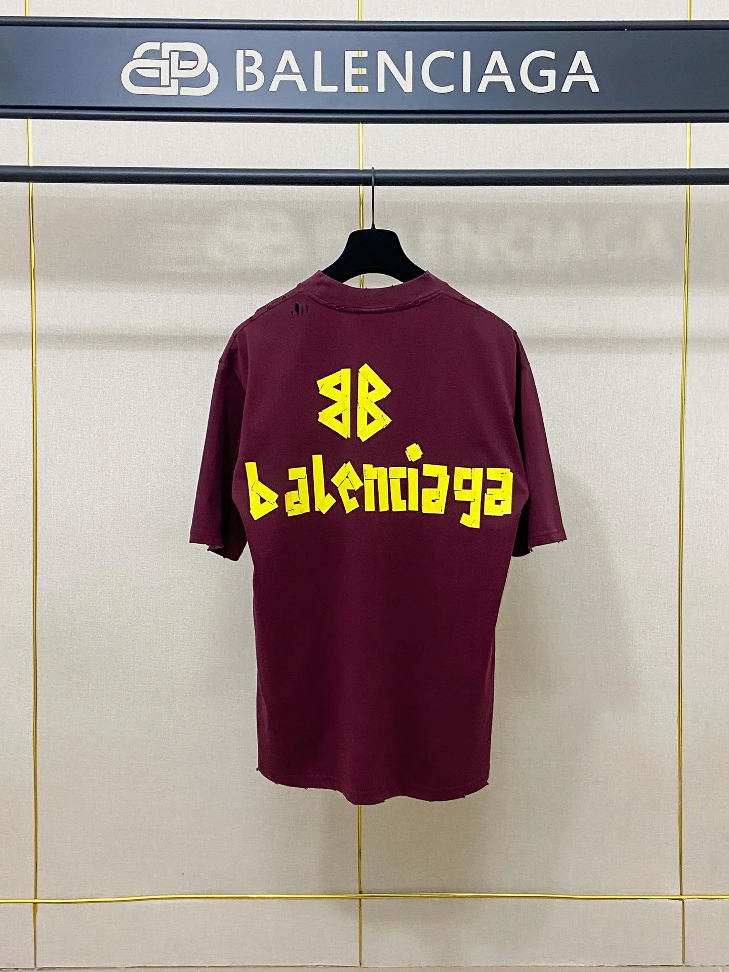 🅿️180 9110# Actual photo top version [[BALENCIA*GA] official website quality Paris new yellow tape bandage digital direct spray short-sleeved T-shirt OS version loose dropped shoulders Unisex style Fabric: 260g 100% pure cotton double yarn Process: front and rear digital direct spray garment wash worn distressed fixed color Color: gray blue white washed blue burgundy green Black silver rose red khaki Size: XS S M L