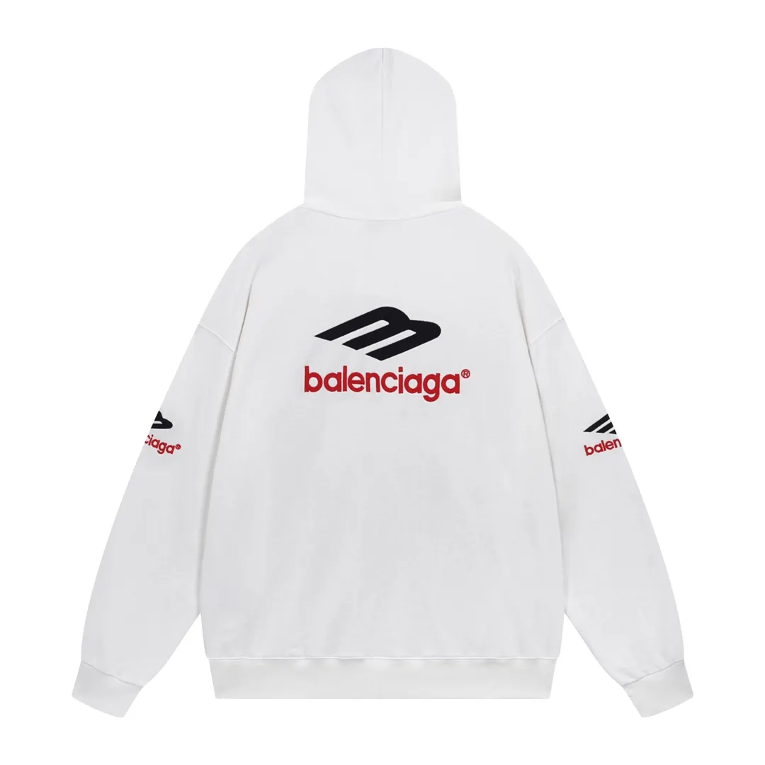 🅿️316 Detailed pictures [Top version. Official website quality] BALENCI*GA/Paris BALENCI*GA#2024 latest model, large letter LOGO icon embroidered hooded sweatshirt. Brick cabinet synchronization. Develop and develop genuine products at the first time. Embroidery. All colors are on the same board. Welcome to compare! The fabric is made of Paris ZP custom-woven and dyed cotton double-yarn large parka. The weight is 450 grams. The cloth surface is clean. The cloth pattern is clear. It is soft and comfortable. It has good color fastness and is not easy to change color. The threads are woven and dyed with no color difference. The embroidery is done using an imported Tajima embroidery machine, with a three-dimensional effect and clear lines. There are no burrs and miscellaneous threads, and the embroidery is of ultra-high craftsmanship. The version adopts OS loose shoulder design. Same style for men and women. Code: BL238006 Color: dark blue gray, white Size: XS S M L