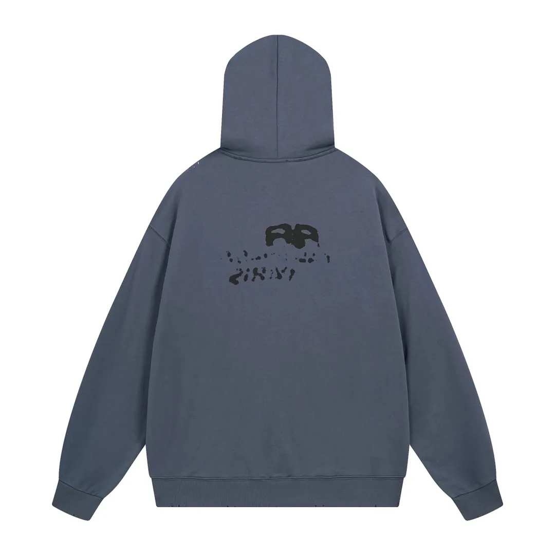 🅿️300 Detailed picture [Top version. Official website quality] BALENCI*GA/Paris BALENCI*GA#BB hand-painted graffiti long-sleeved hooded sweatshirt. 2023 autumn and winter new products. Brick cabinet synchronization. The fabric is made of Paris ZP custom-woven and dyed cotton double-yarn David sweatshirt. The weight is 450 grams, the cloth surface is clean. The cloth pattern is clear. Soft and comfortable. Good color fastness. Not easy to change color. The threads are woven and dyed with no color difference. The printing uses a round machine hand-painted effect. No burrs. The color follows the original board. The whole piece of clothing is hand-made and worn. The brick cabinet is restored. The version adopts the OS loose shoulder style. Same style for men and women. Coding: BL238018 Color: black, white, gray blue, pink Size: XS S M L