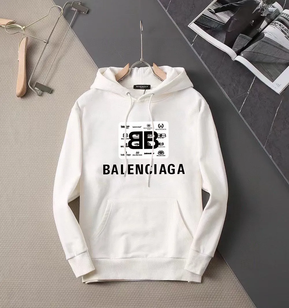 🅿️240 brand [BALENCIAGA] (good news for fat people) 2025ss autumn latest long-sleeved round-neck sweatshirt, available simultaneously on the official website. Refreshing and breathable. Made of top Tencel Roman. Comfortable and soft. 3D three-dimensional clarity. Super fashion sense. Great gift for your own use. Size: M-5XL (can wear up to 220 pounds)