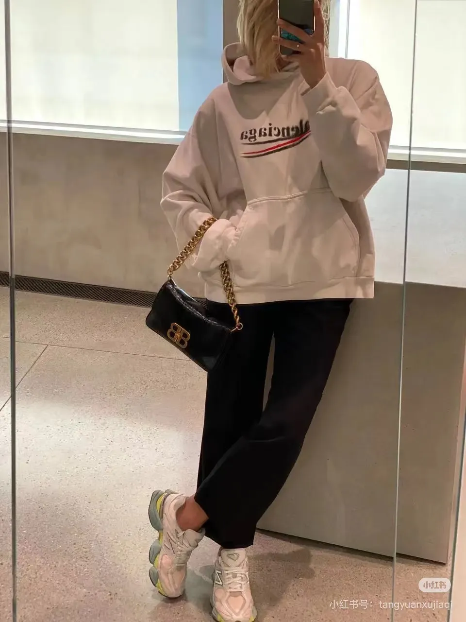 Model picture