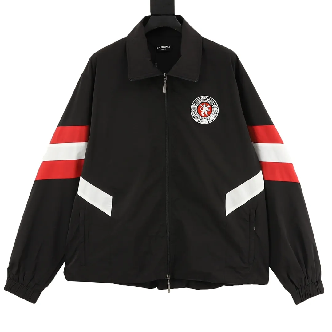 🅿️570 Balenciaga/Balenciaga spliced logo jacket is made of customized matt Taslan professional fabric, plus three-proof coating process, Teflon anti-fouling treatment, anti-oil stain and easy to clean, polyester high-density bird's eye mesh lining, three-dimensional circulation breathable structure, quick moisture export, anti-static treatment, more comfortable to wear in autumn and winter, imported environmentally friendly glue screen printing, custom hardware zipper double puller LOGO, custom accessories three labels Size: XS-L