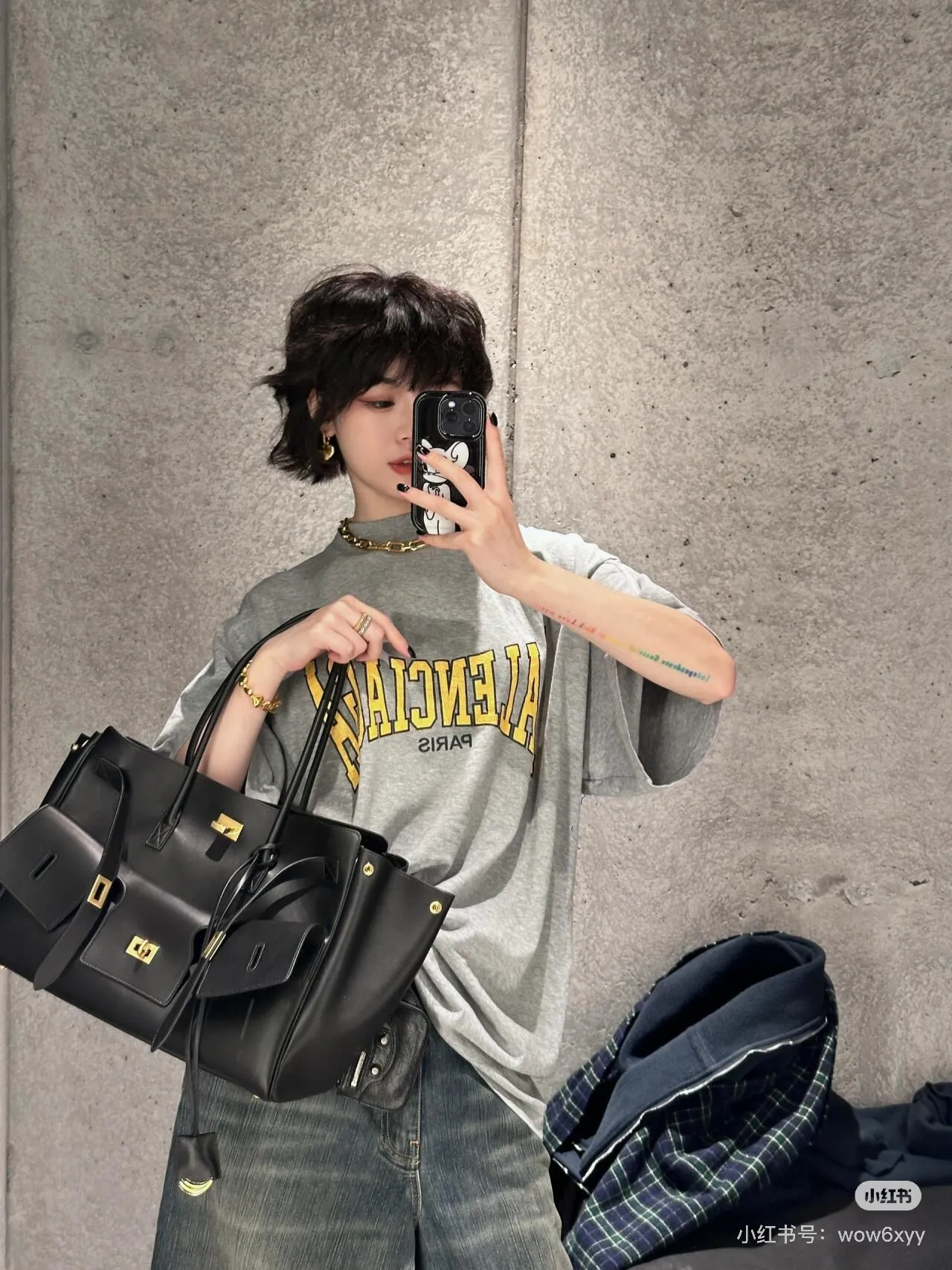 Model picture