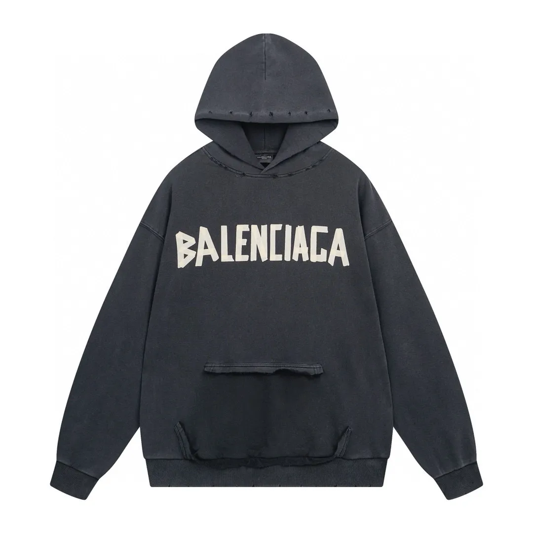 🅿️380 real photos [Top version. Official website quality] BALENCI*GA/Paris. 23ss latest classic hot model. Purchase the original board at the first time. Color. Printing. Washing. Production and authenticity. Wrong version in Jubie market. Welcome to compare. Tape direct printing. Ready-to-wear hooded sweatshirt washed and worn twice. The brick cabinet is synchronized. The fabric is made of Paris ZP custom-woven and dyed cotton sweatshirt. The weight is 450 grams. The cloth surface is clean. The cloth pattern is clear, soft and comfortable, and the threads are dyed with no color difference. The classic pattern adopts Kornit imported direct injection. The letters are clear and the effect is three-dimensional. Restored brick cabinet. The garments were washed and aged, and polished by many hands. Produced by ultra-heavy craftsmanship, special market currency. Note⚠️ZP fabric is made of fine-grained yarn. Pay attention to the big difference! Welcome to compare! The version adopts OS loose shoulder version. The same style for men and women. Code: BL238016 Color: dark gray blue, Paris blue, washed black, burgundy, fluorescent yellow, green, floral gray, sky blue, khaki Size: XS S M L