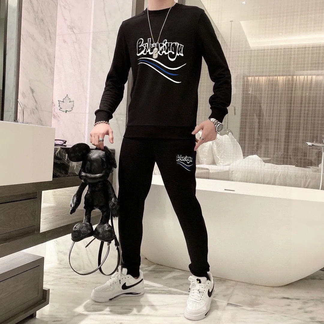 🅿️380 [BALENCIAGA] (Gospel for Fatty) hot-selling suit is coming. Focus on the original version of the official website. 2025 new hot-selling sweatshirt suit. The original order is the best. 🇭🇰The meticulous work of top designers. It has a fitting and perfect upper body effect. 100% natural high-quality Roman cotton, close-fitting comfort, noble and elegant! Original hardware embodies elegance and nobility! Counter size: M-5XL (maximum wear up to 220 pounds)