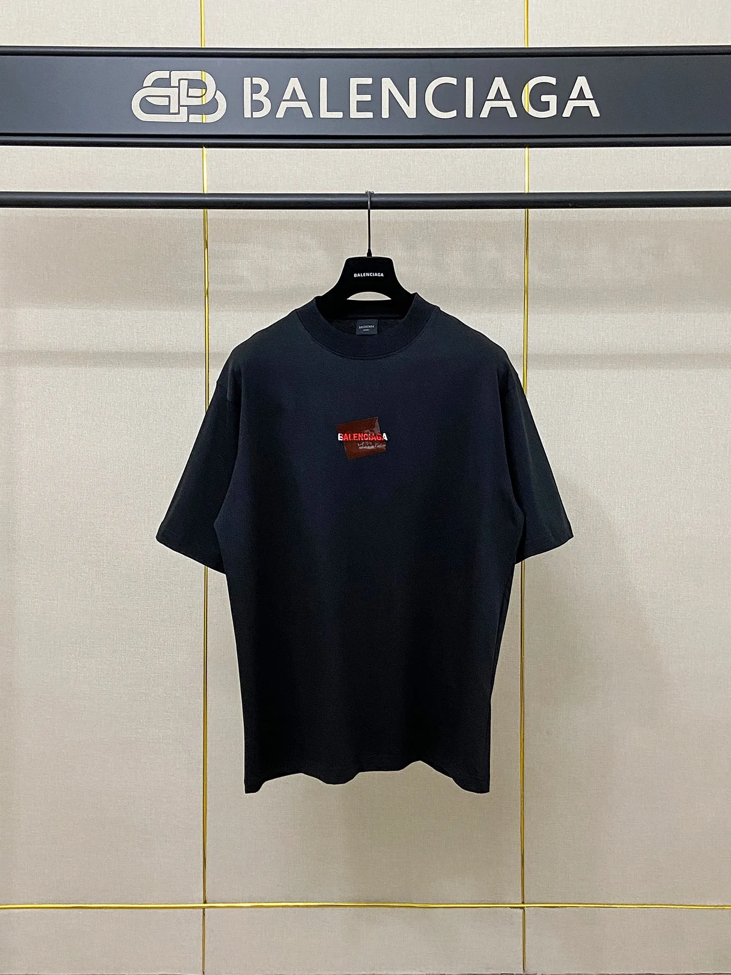 🅿️180 9201# real shot top version [[BALENCIA*GA] official website quality Paris new front and back letter embroidery tape taped short-sleeved T-shirt OS version loose dropped shoulders Unisex style Fabric: 260g 100% cotton double yarn Technology: front and back embroidery front and back taping garment wash shaping solid color Color: black white blue floral gray Size: XS S M L
