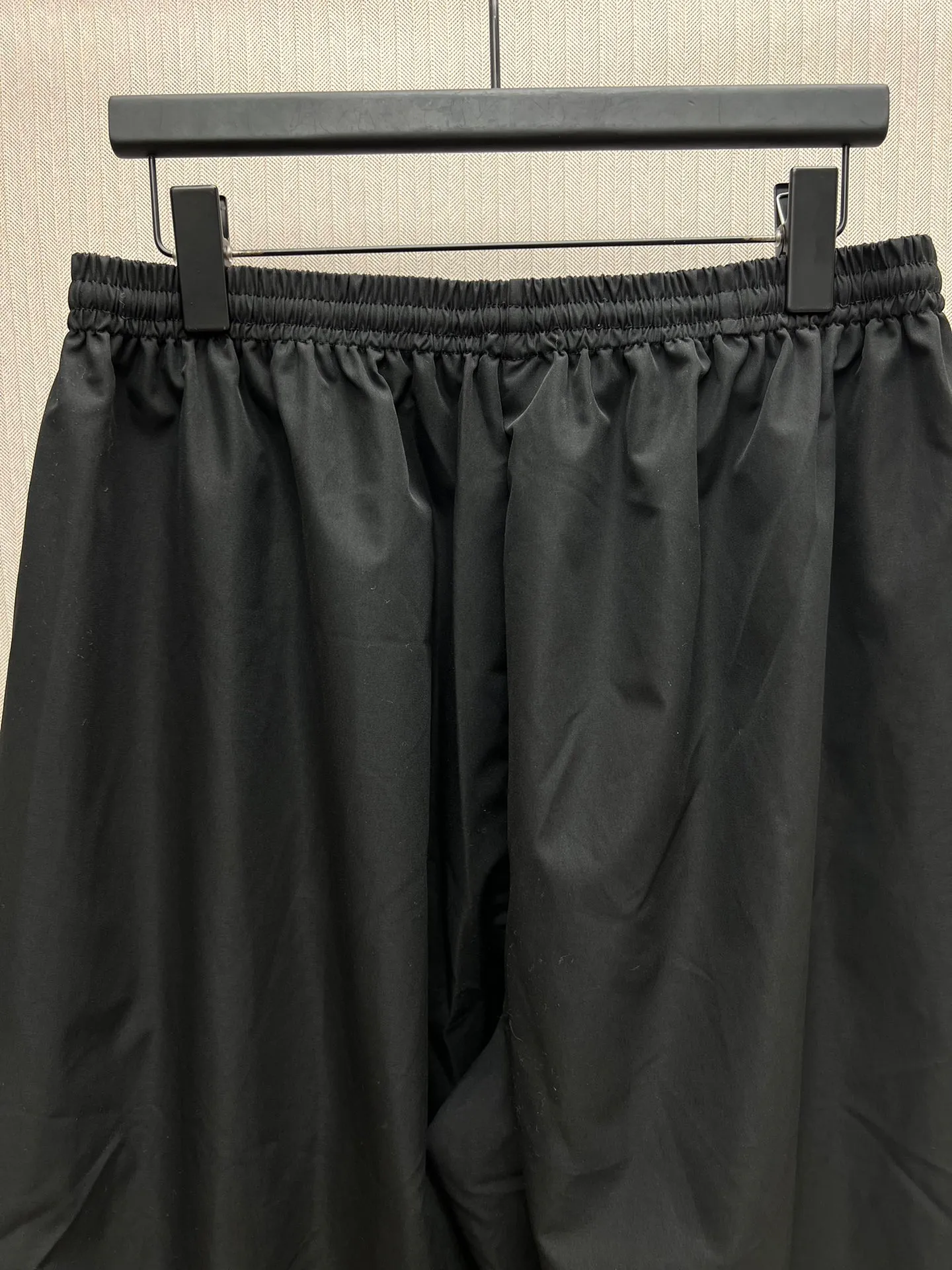 🅿️510 Paris 25ss new Balenciaga x Automobili Lamborghini joint model Lamborghini mid-waist elastic belt casual pants loose fit men's black code number: 42.44.46.
