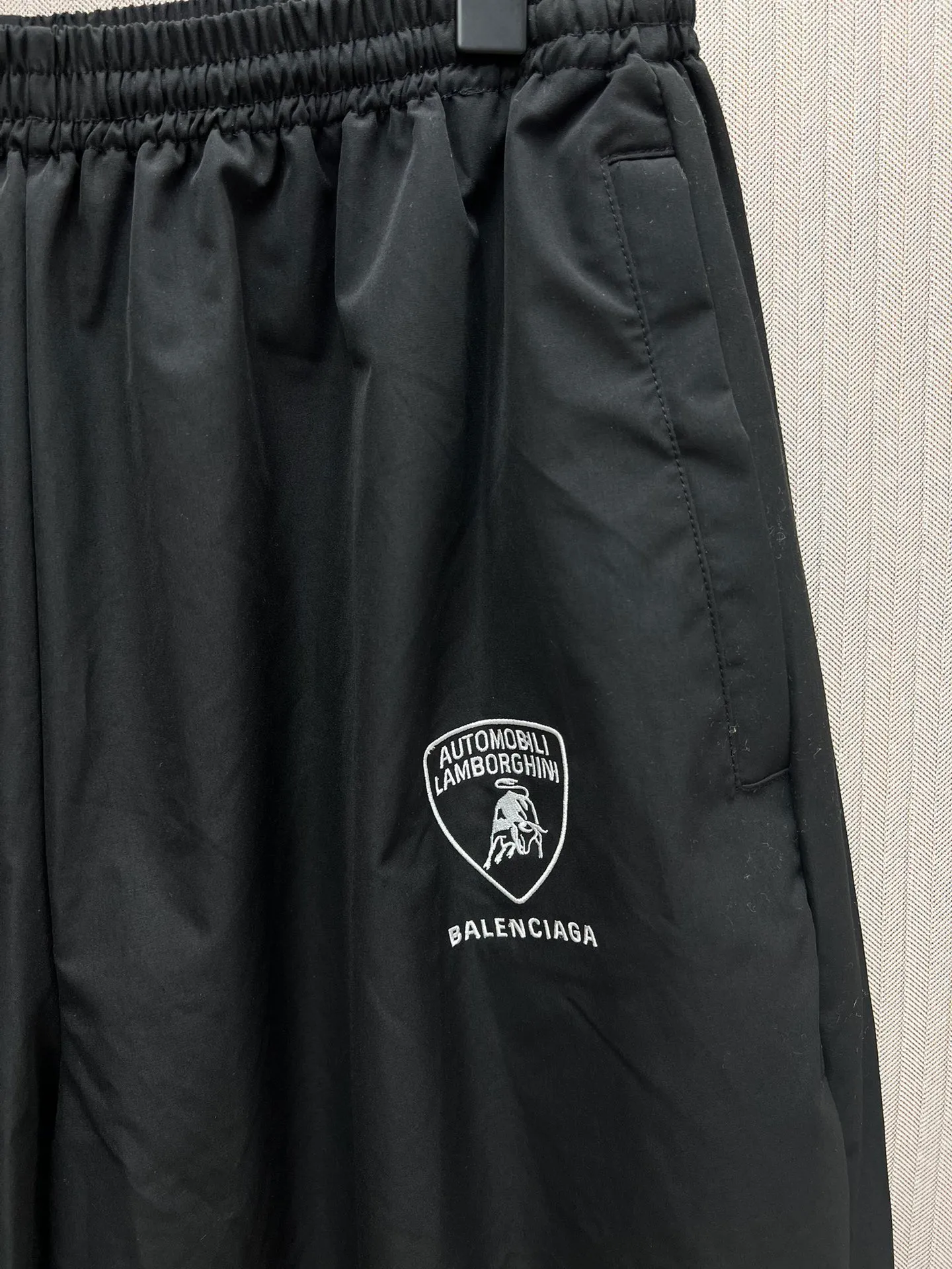 🅿️510 Paris 25ss new Balenciaga x Automobili Lamborghini joint model Lamborghini mid-waist elastic belt casual pants loose fit men's black code number: 42.44.46.