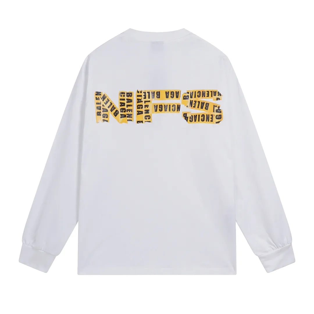 🅿️250 BALENCI*GA Paris ⅹ "Need for Speed: Assemblage" co-branded direct-injection printed long-sleeved fabric uses 280g Paris-specific double yarns with a high weight of 1:1 double yarn rib. The front and rear panels use imported Kornit machine direct-injection printing technology. Two high-temperature setting washes. os dropped shoulders, loose version, same style for men and women -Color: ivory white black -SIZE: XS S M L Style No. 8601#