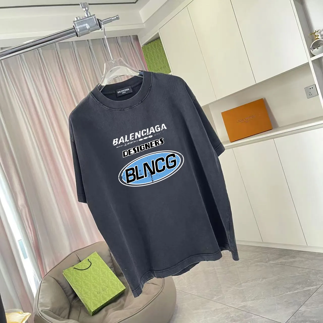 🅿️190 BALENCI*GA Paris 2025 summer new style, washed, distressed, spray-painted, personalized letter logo printing, customized fabric 320g, short-sleeved T-shirt, same style for men and women, size: S M L XL XXL five codes, color: black, white, gradient black, gradient red