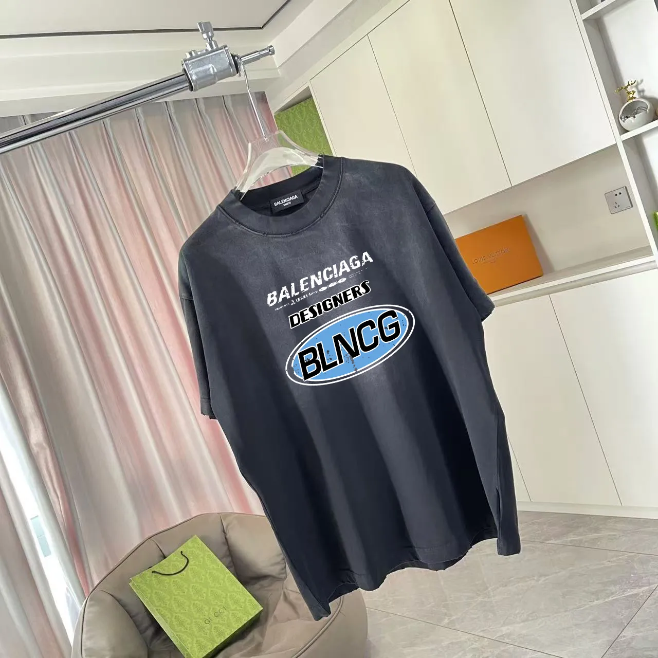 🅿️190 BALENCI*GA Paris 2025 summer new style, washed, distressed, spray-painted, personalized letter logo printing, customized fabric 320g, short-sleeved T-shirt, same style for men and women, size: S M L XL XXL five codes, color: black, white, gradient black, gradient red
